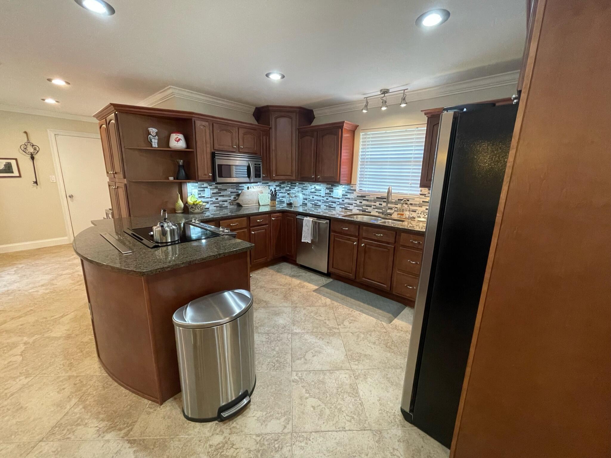 ST ANDREWS WEST BLUEWATER BAY 2 - Residential Lease