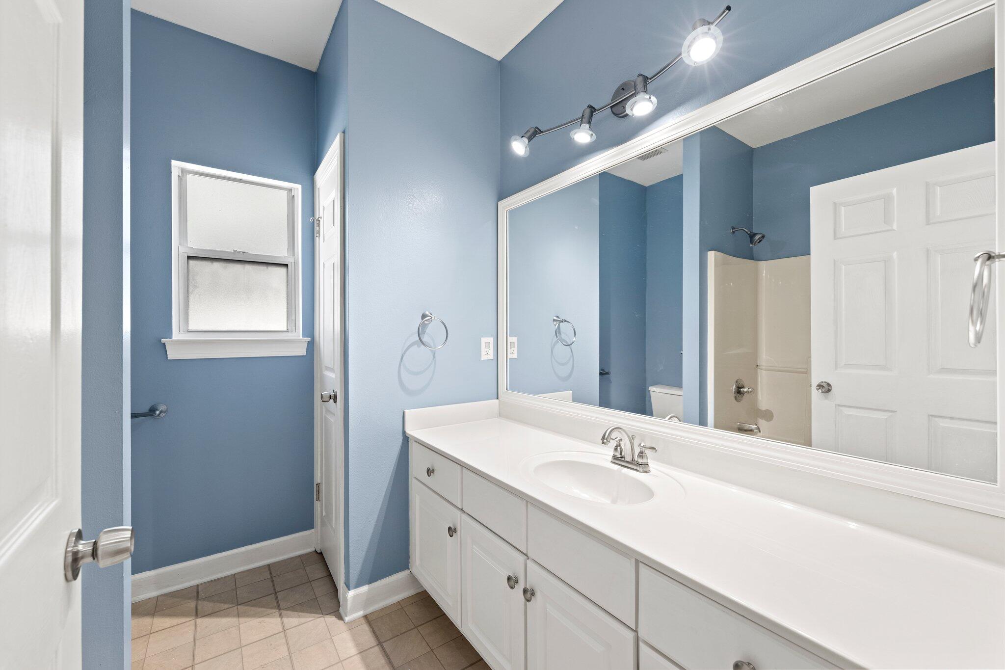 CROSSINGS AT BLUEWATER BAY - Residential