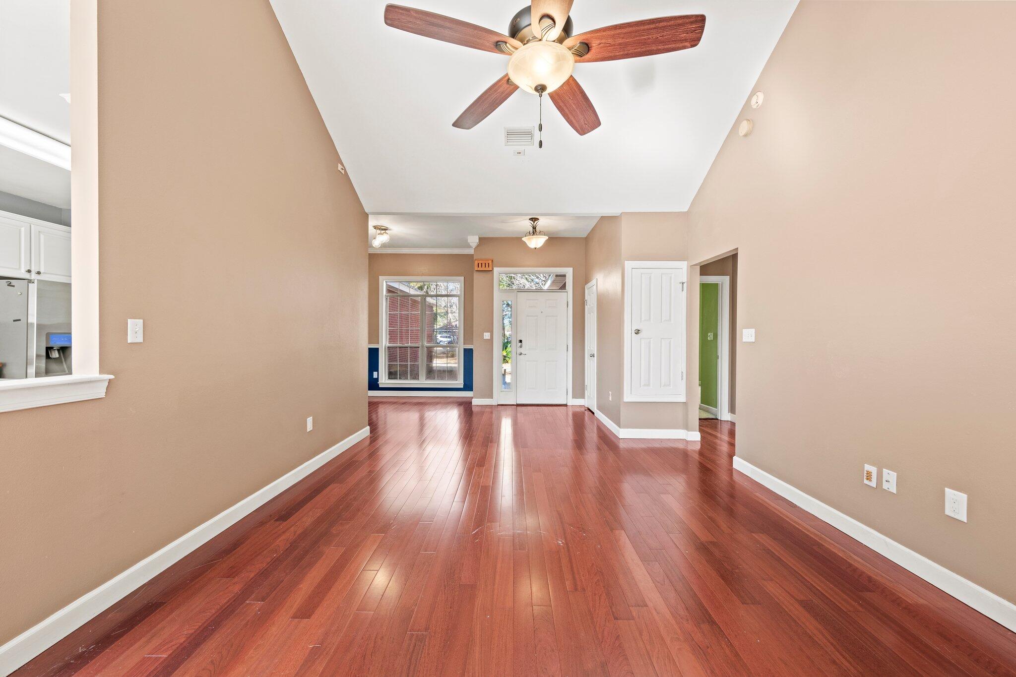 CROSSINGS AT BLUEWATER BAY - Residential