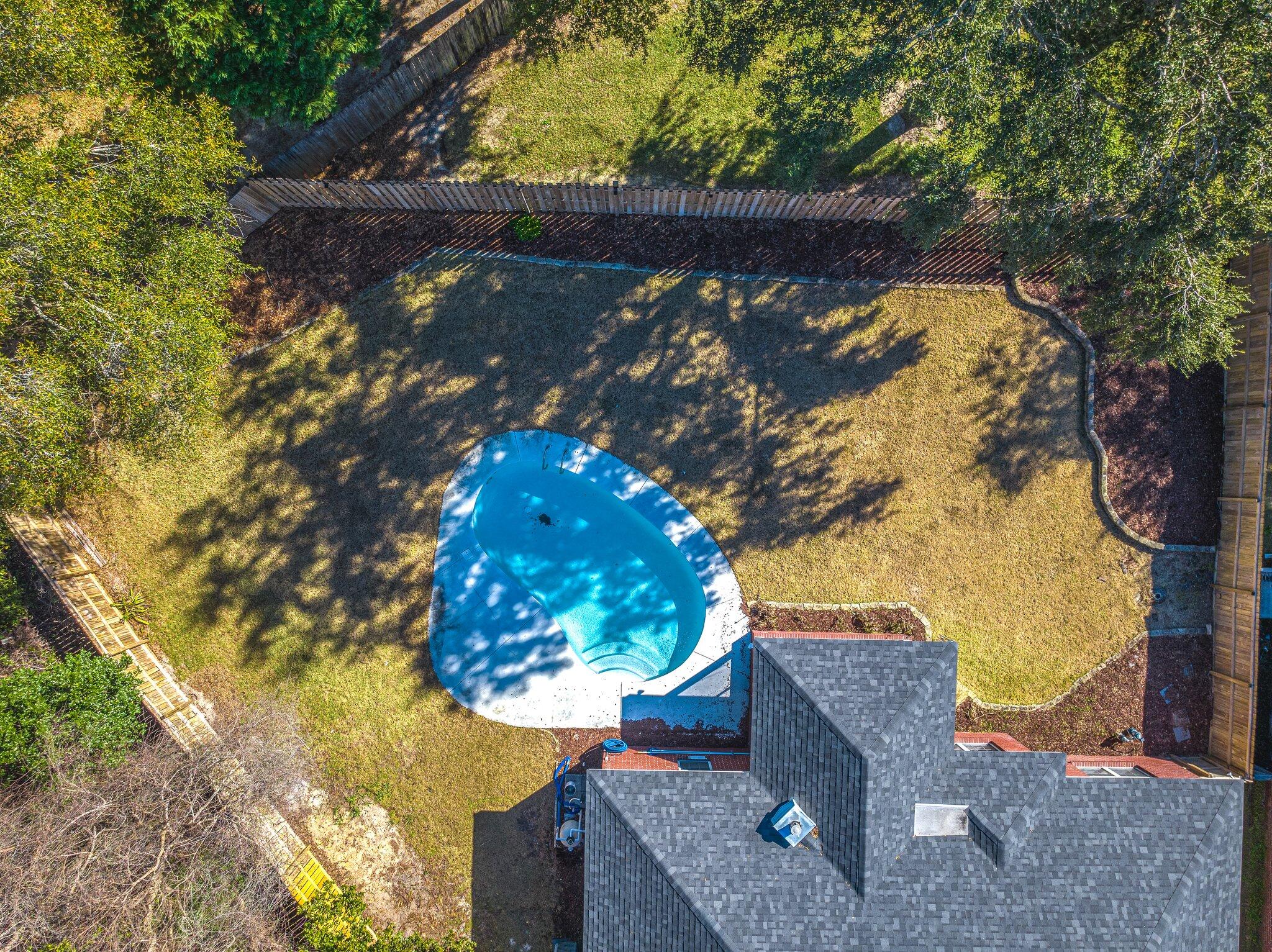 CROSSINGS AT BLUEWATER BAY - Residential