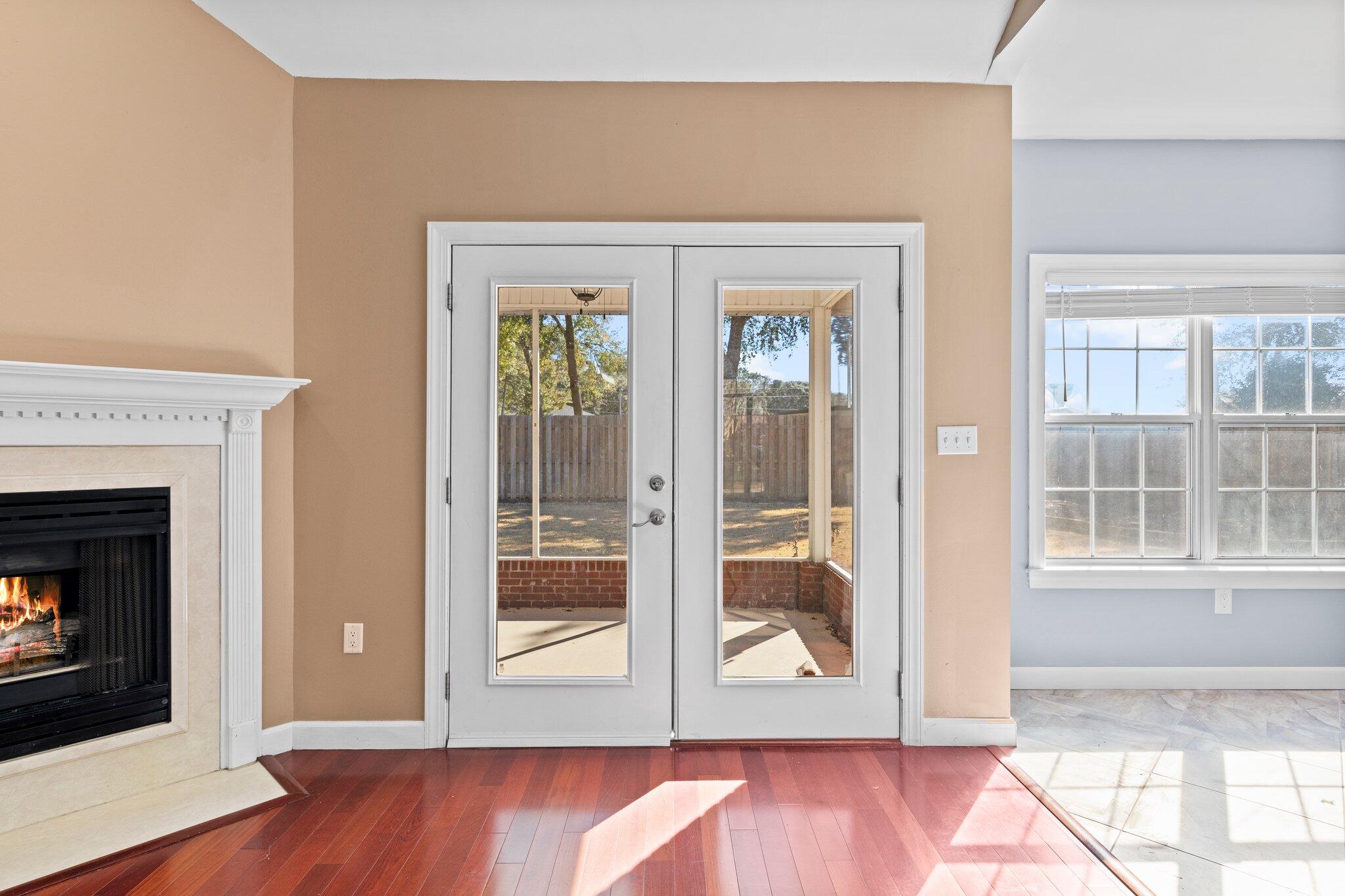 CROSSINGS AT BLUEWATER BAY - Residential