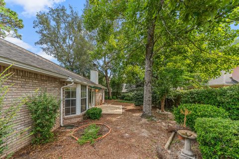 A home in Niceville