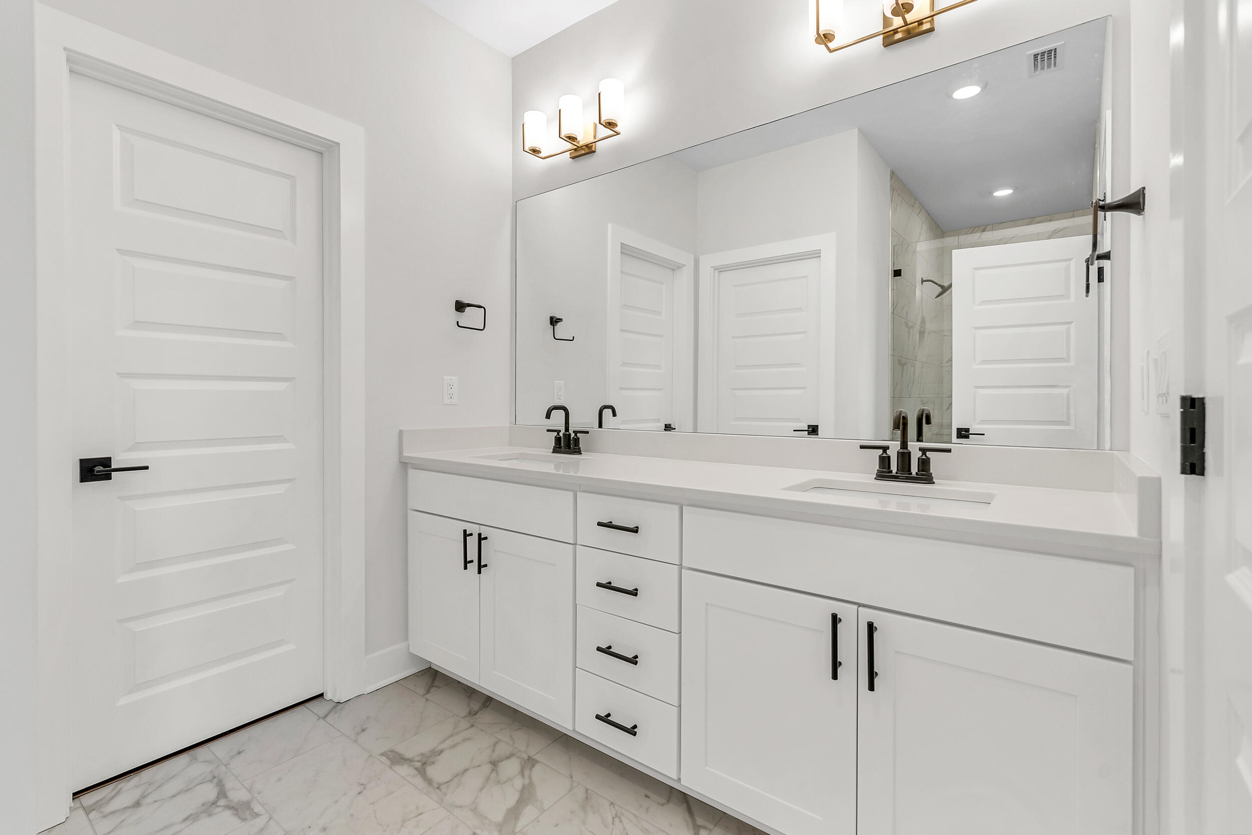 Cessna Village - Residential