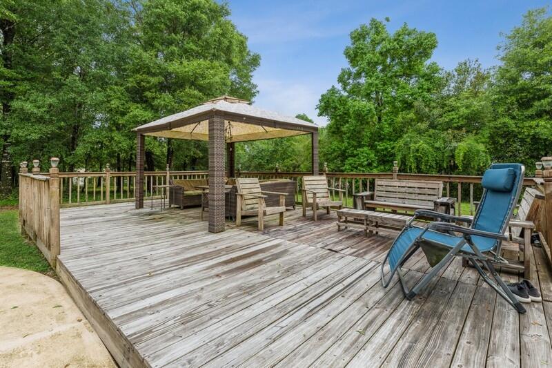 KENNEDY LAKES 1ST ADDN - Residential