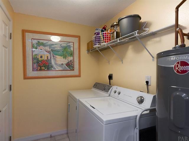 SUMMERWIND CONDOS - Residential