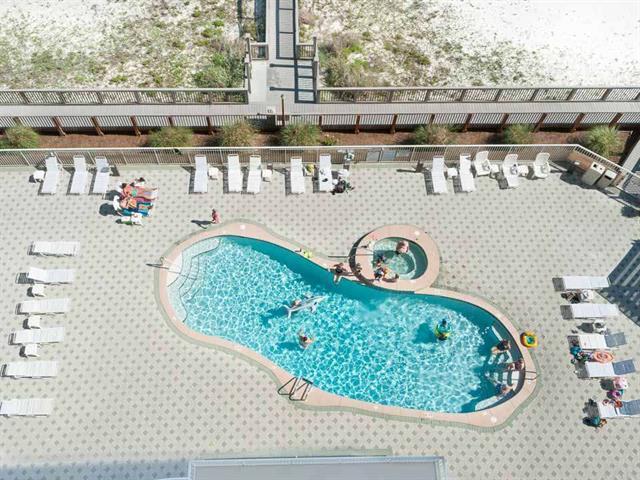 SUMMERWIND CONDOS - Residential