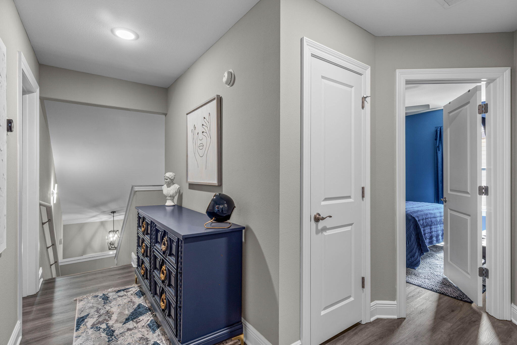 HADLEIGH HILLS - Residential