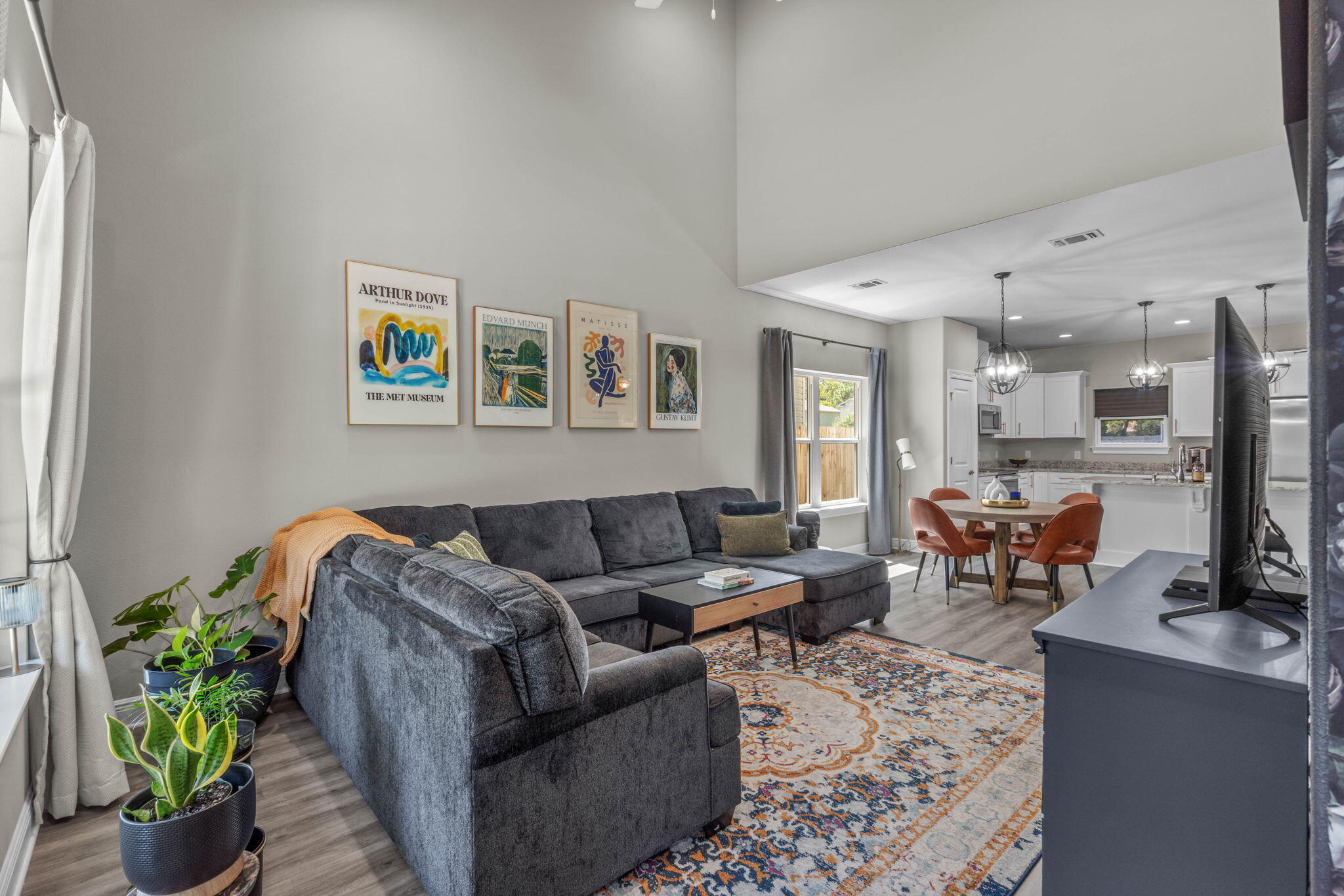 HADLEIGH HILLS - Residential
