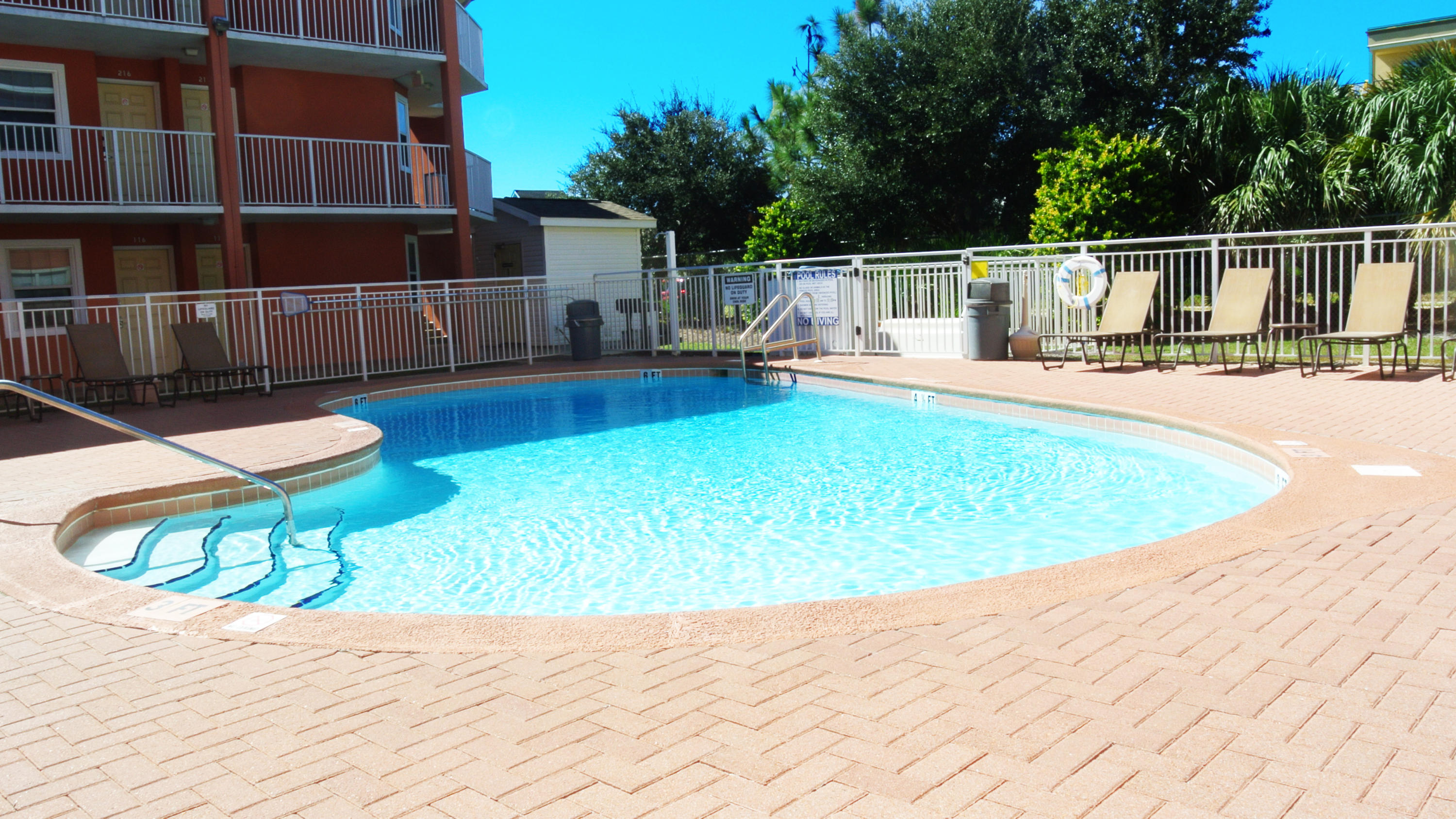 GULFVIEW 2 CONDO PH 2 - Residential