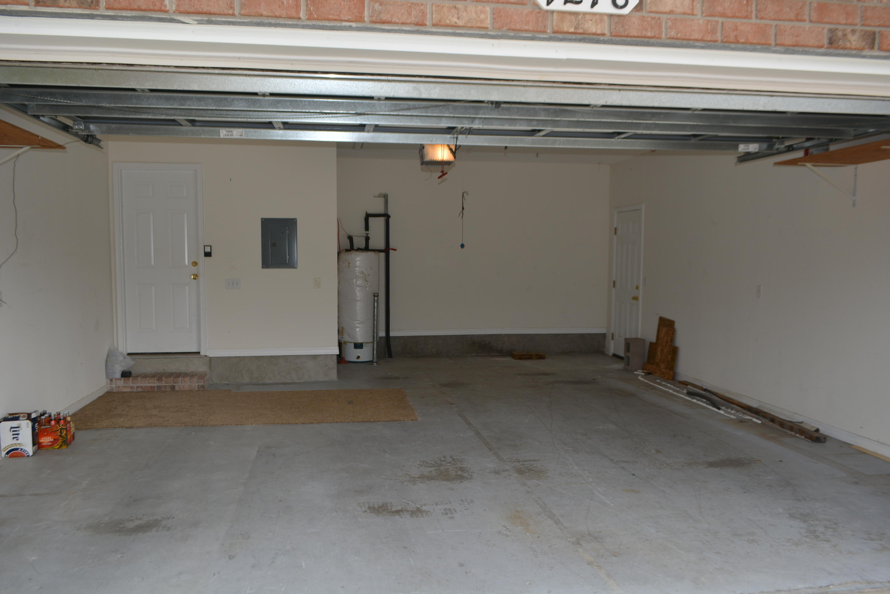 NO RECORDED SUBDIVISION - Residential