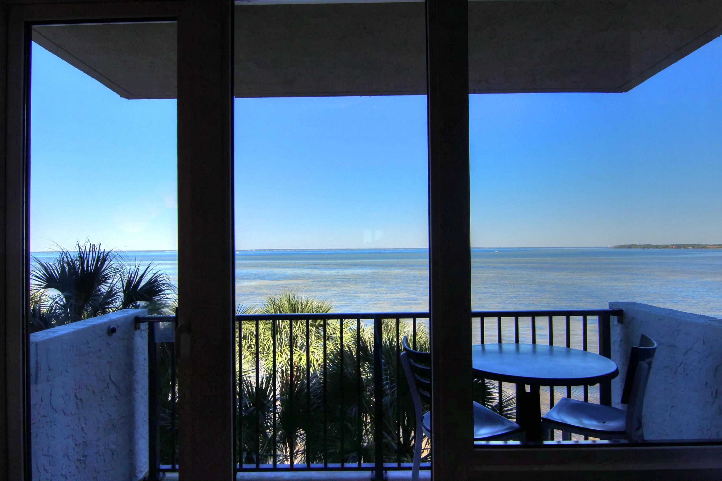 BAYSIDE CONDO SANDESTIN - Residential