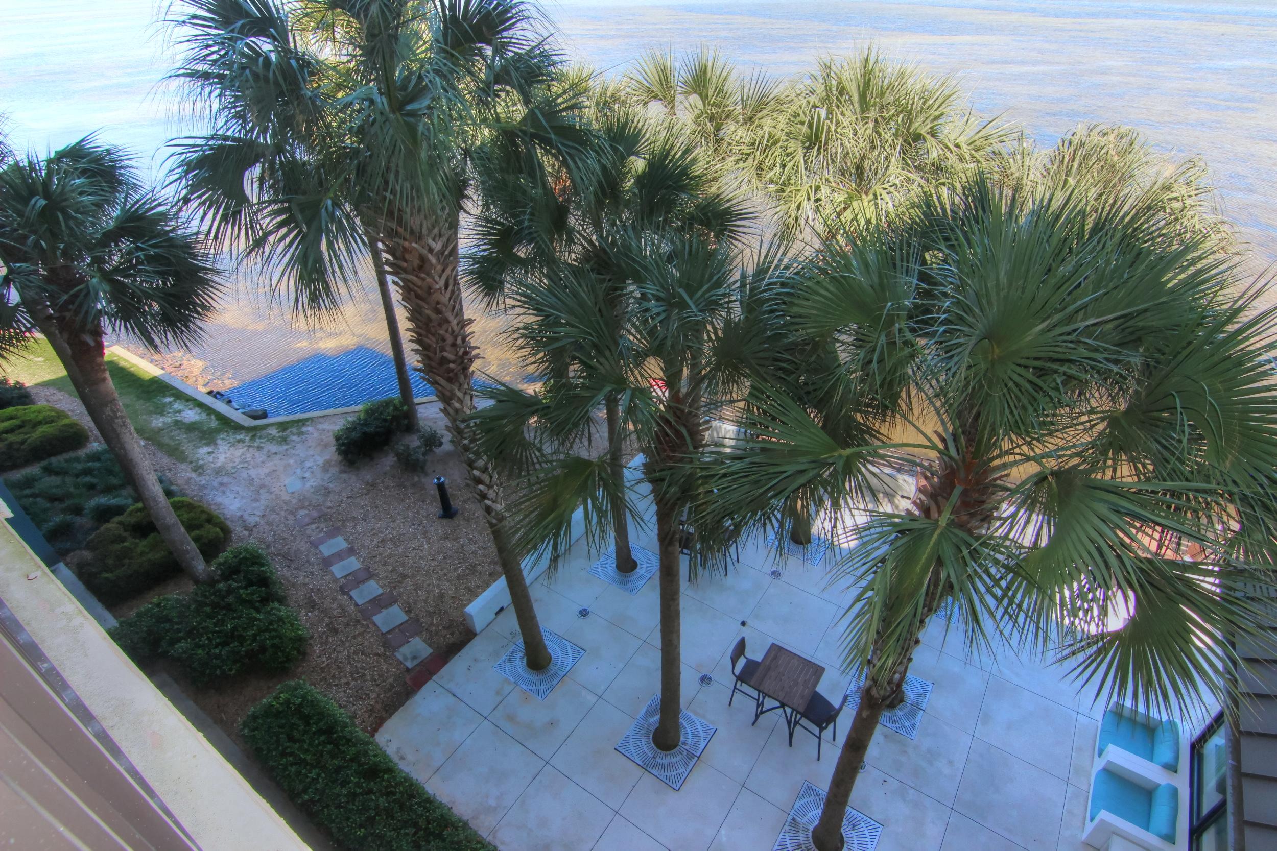 BAYSIDE CONDO SANDESTIN - Residential