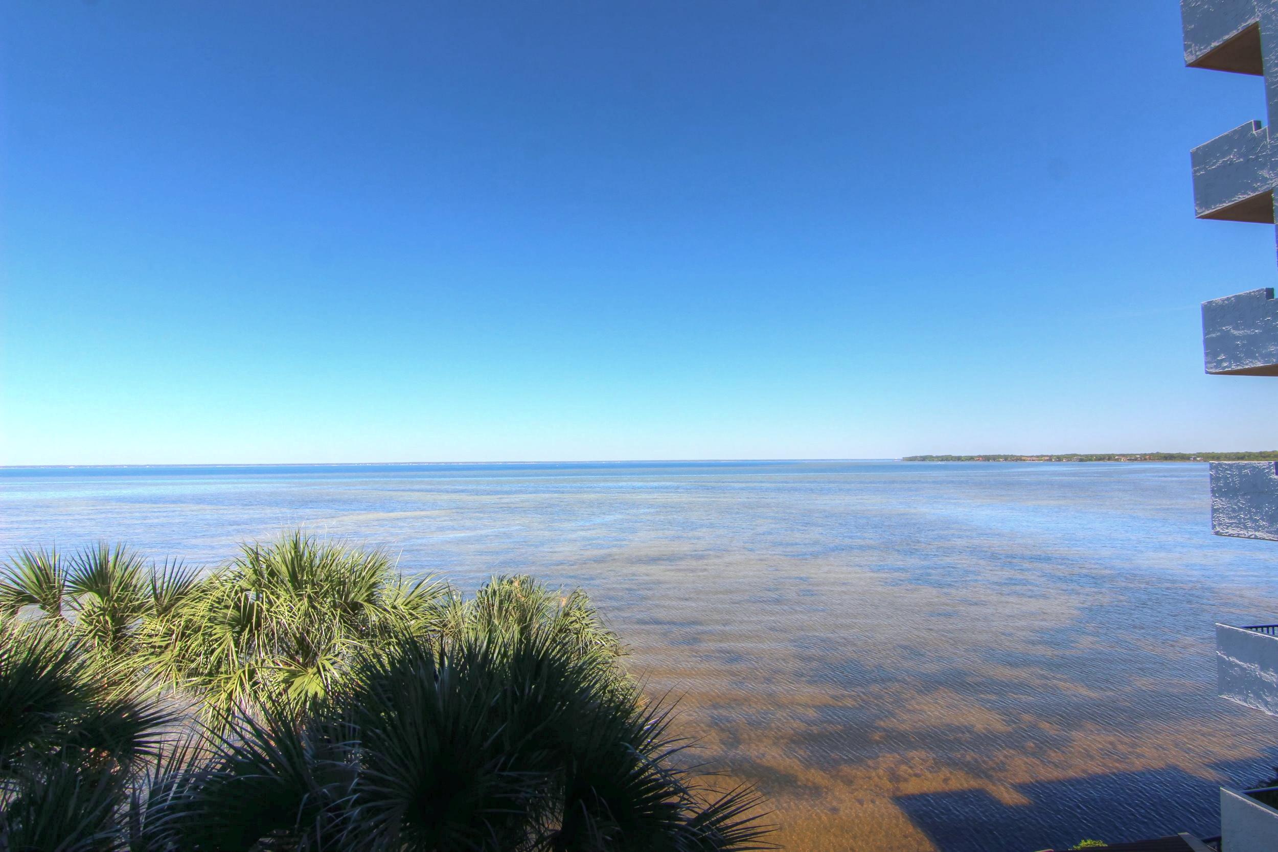 BAYSIDE CONDO SANDESTIN - Residential
