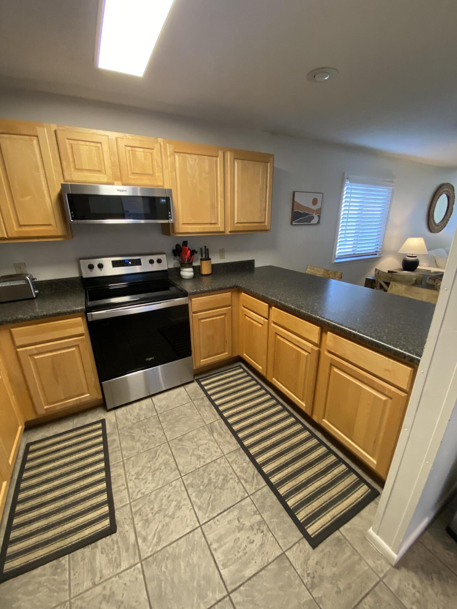 THE PALMS OF SUNSET HARBOR CONDOMINIUM - Residential