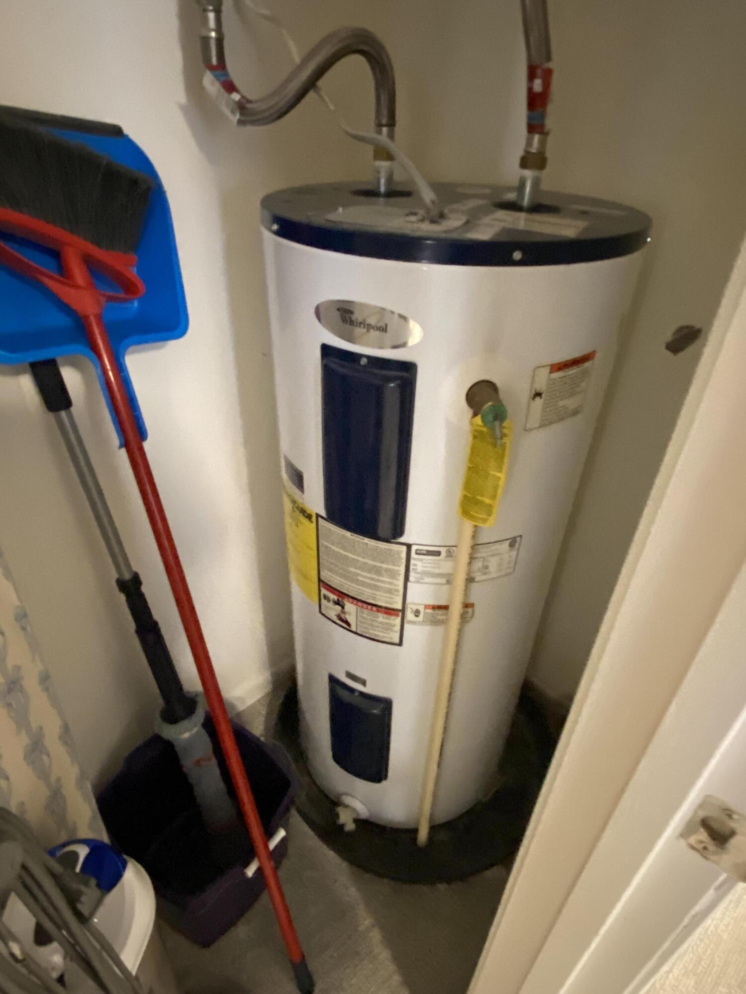 THE PALMS OF SUNSET HARBOR CONDOMINIUM - Residential