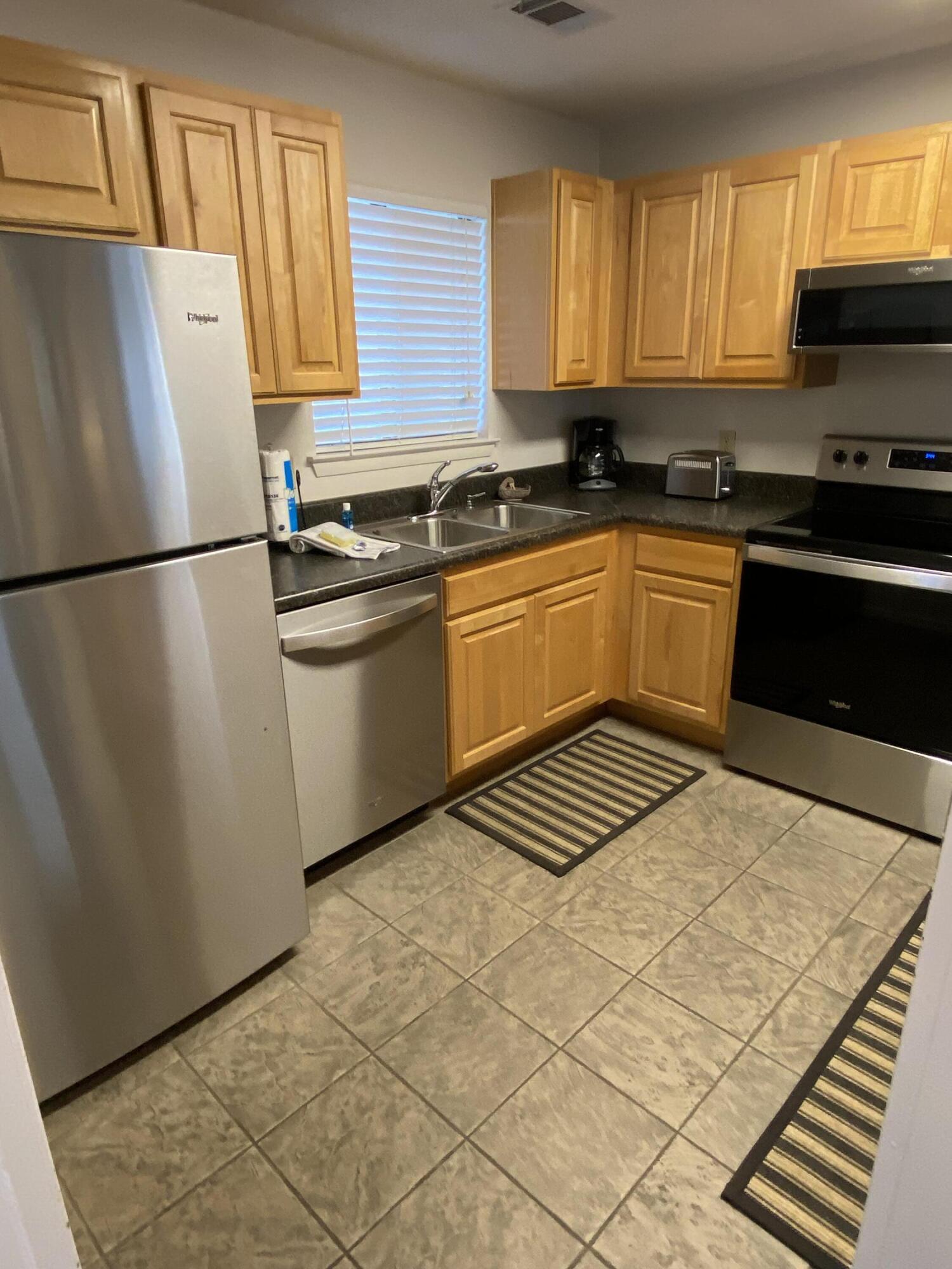 THE PALMS OF SUNSET HARBOR CONDOMINIUM - Residential