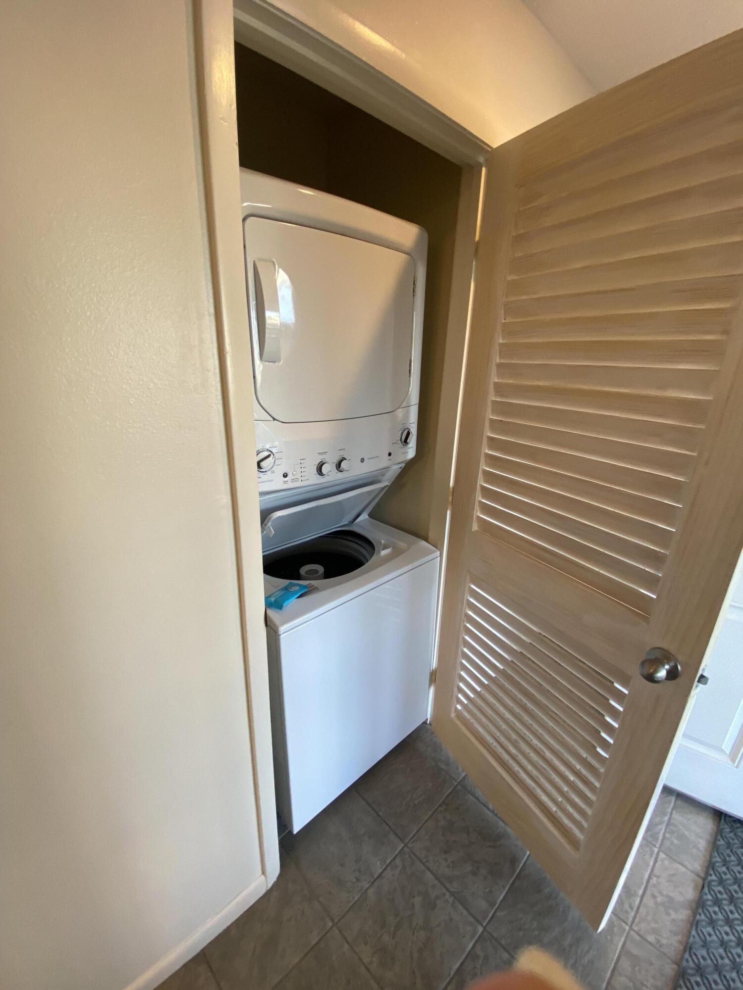 THE PALMS OF SUNSET HARBOR CONDOMINIUM - Residential