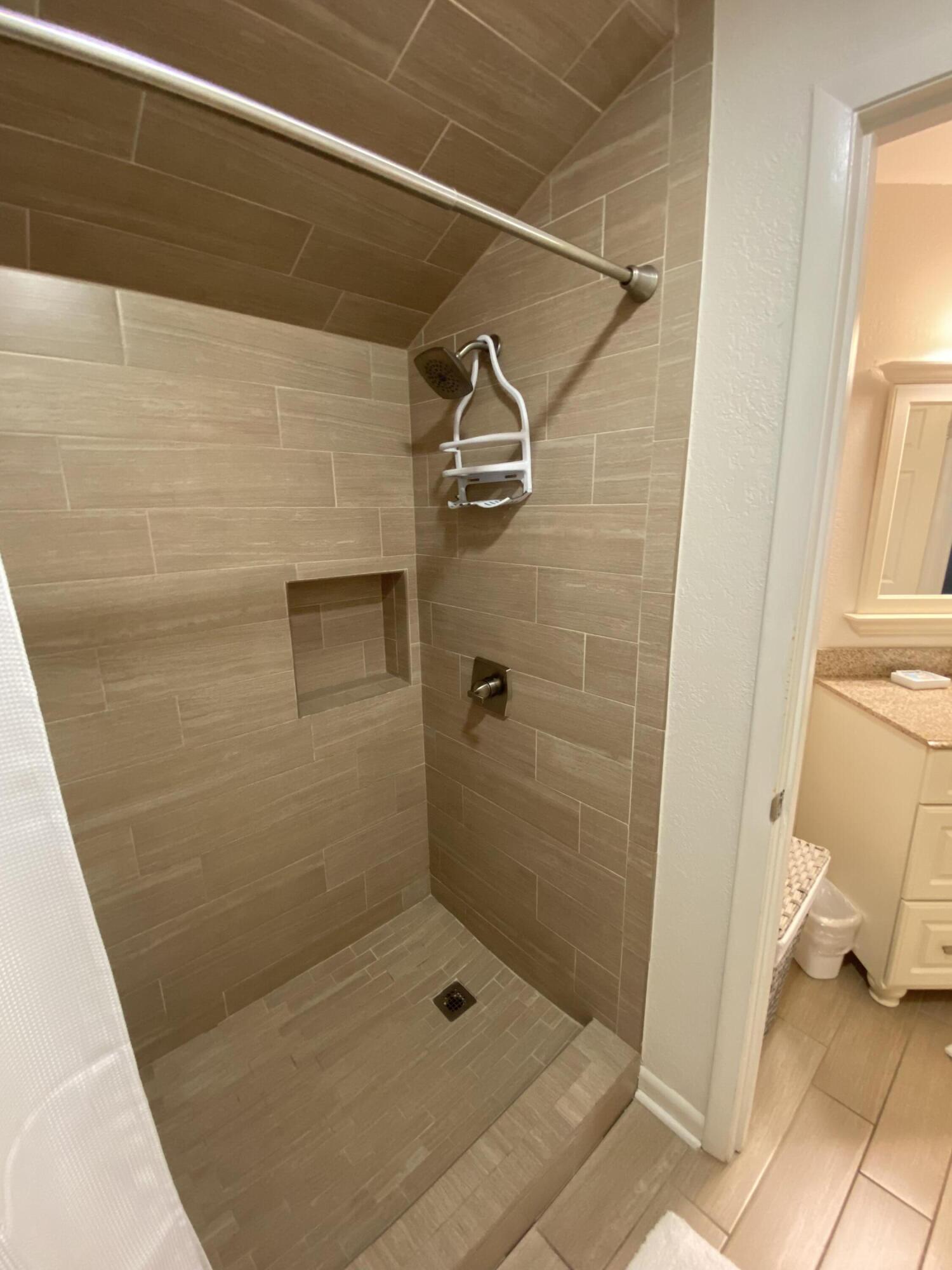 THE PALMS OF SUNSET HARBOR CONDOMINIUM - Residential