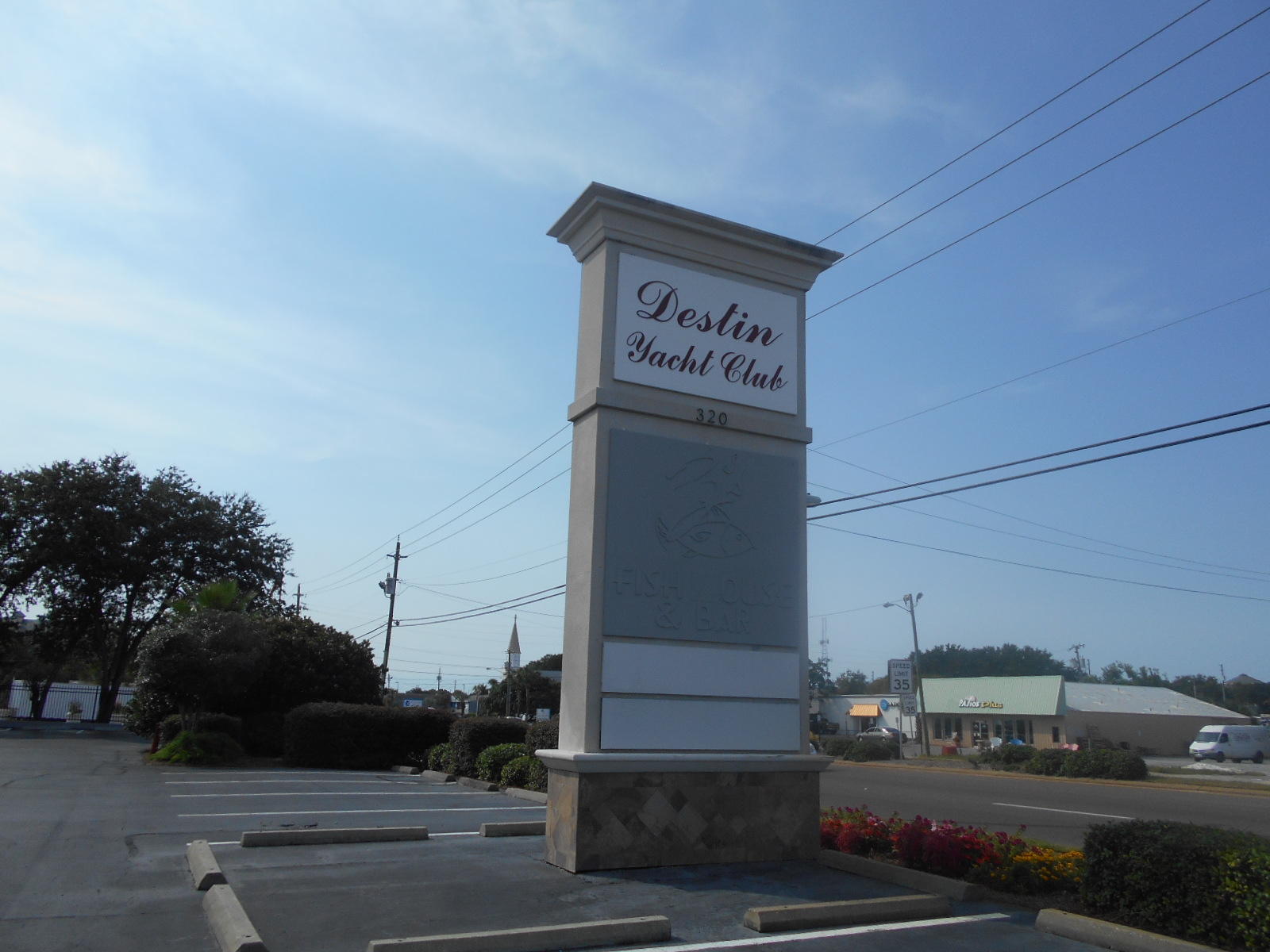 DESTIN YACHT CLUB - Residential