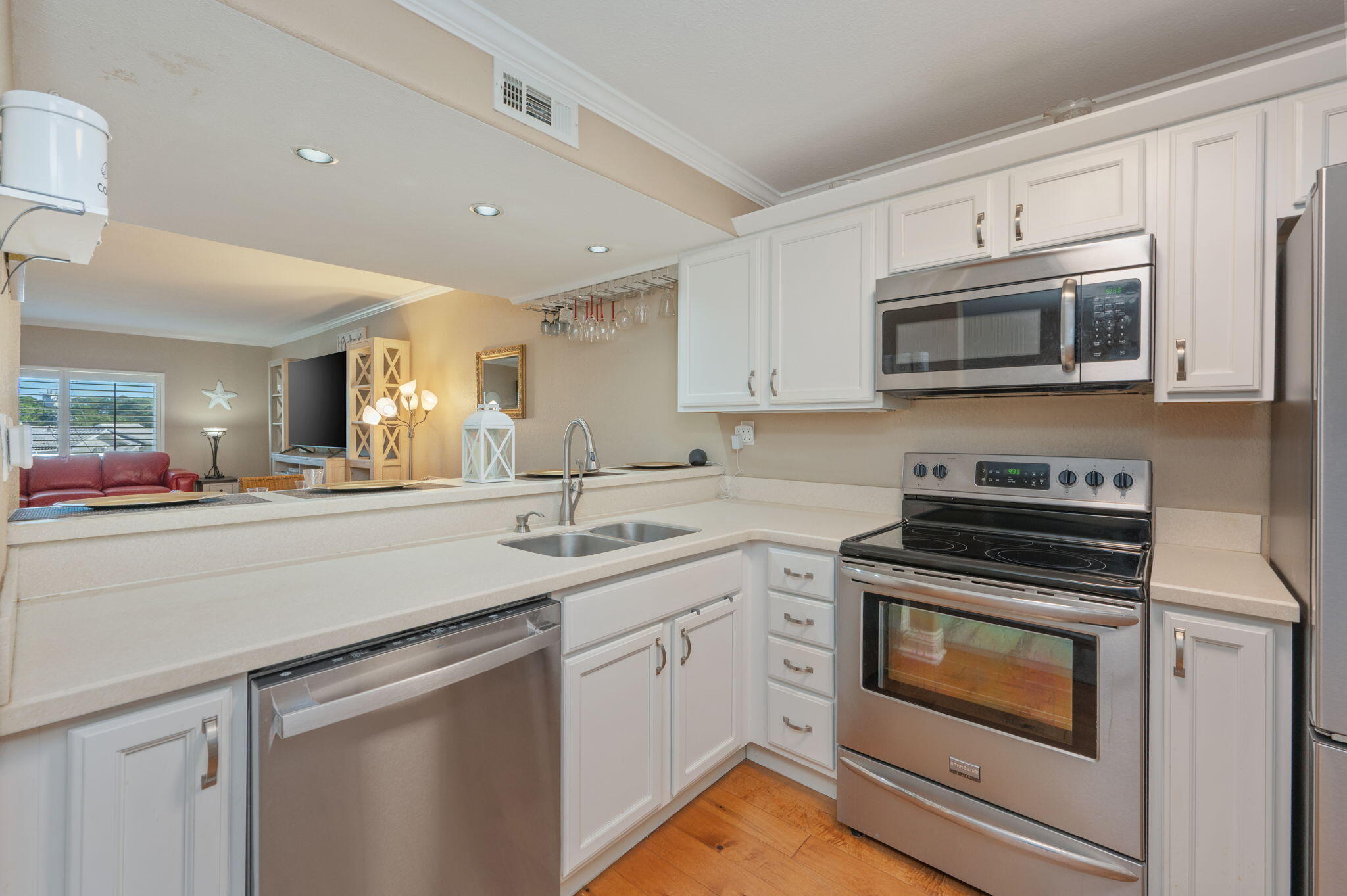 LEISURE 1 CONDO - Residential