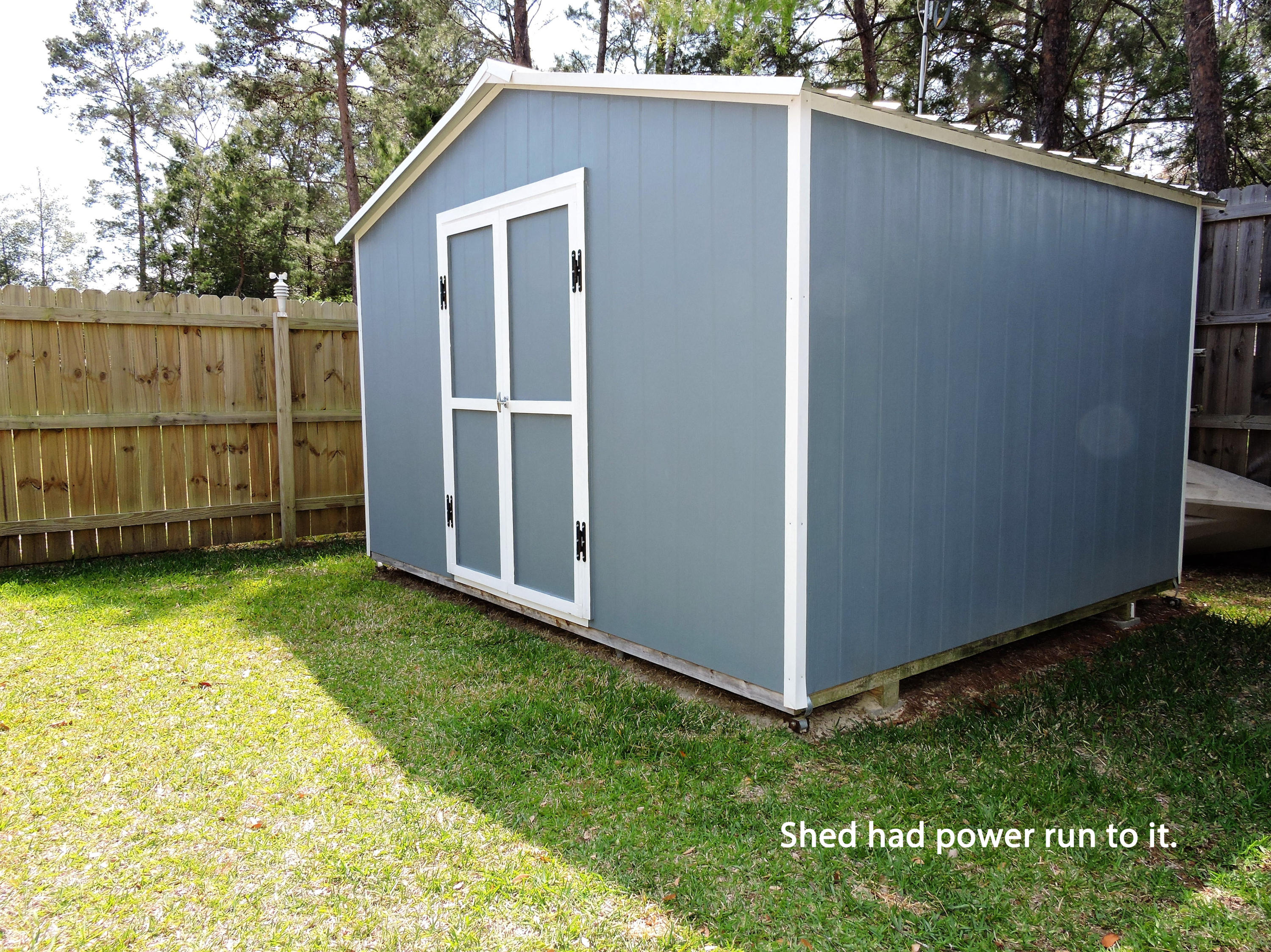 THE STABLES AT ROCKY BAYOU - Residential
