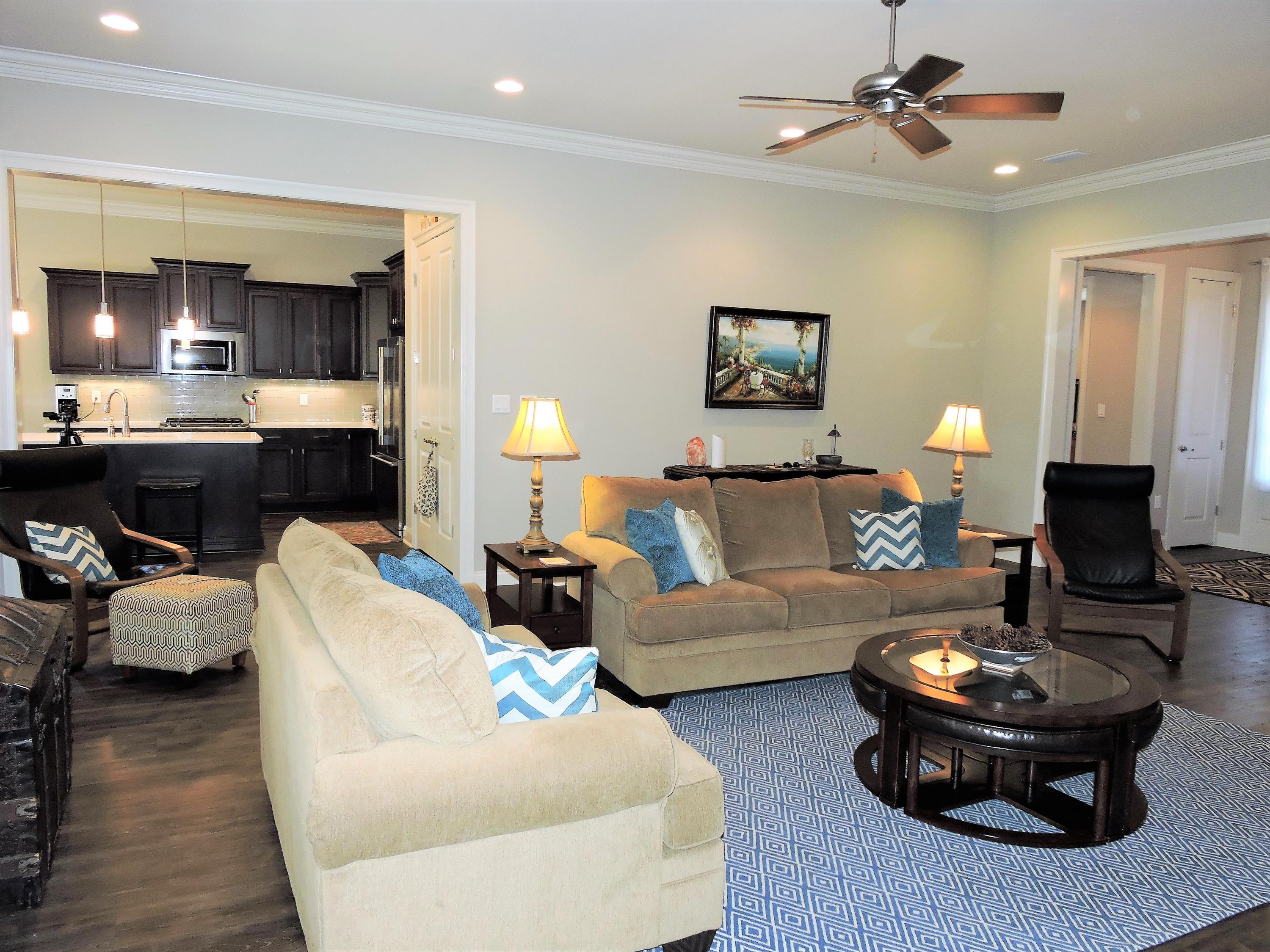 THE STABLES AT ROCKY BAYOU - Residential