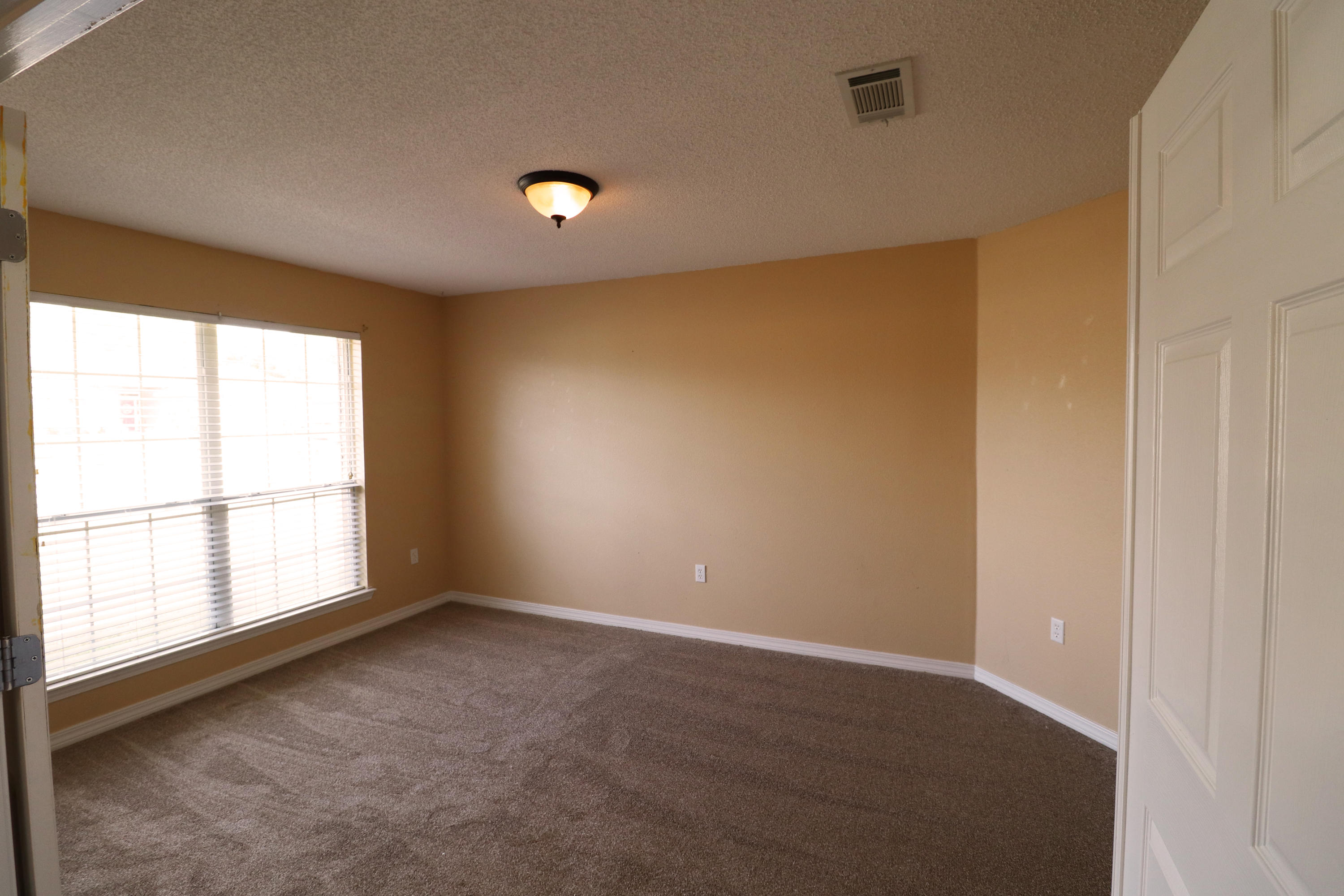 LEE FARM - Residential