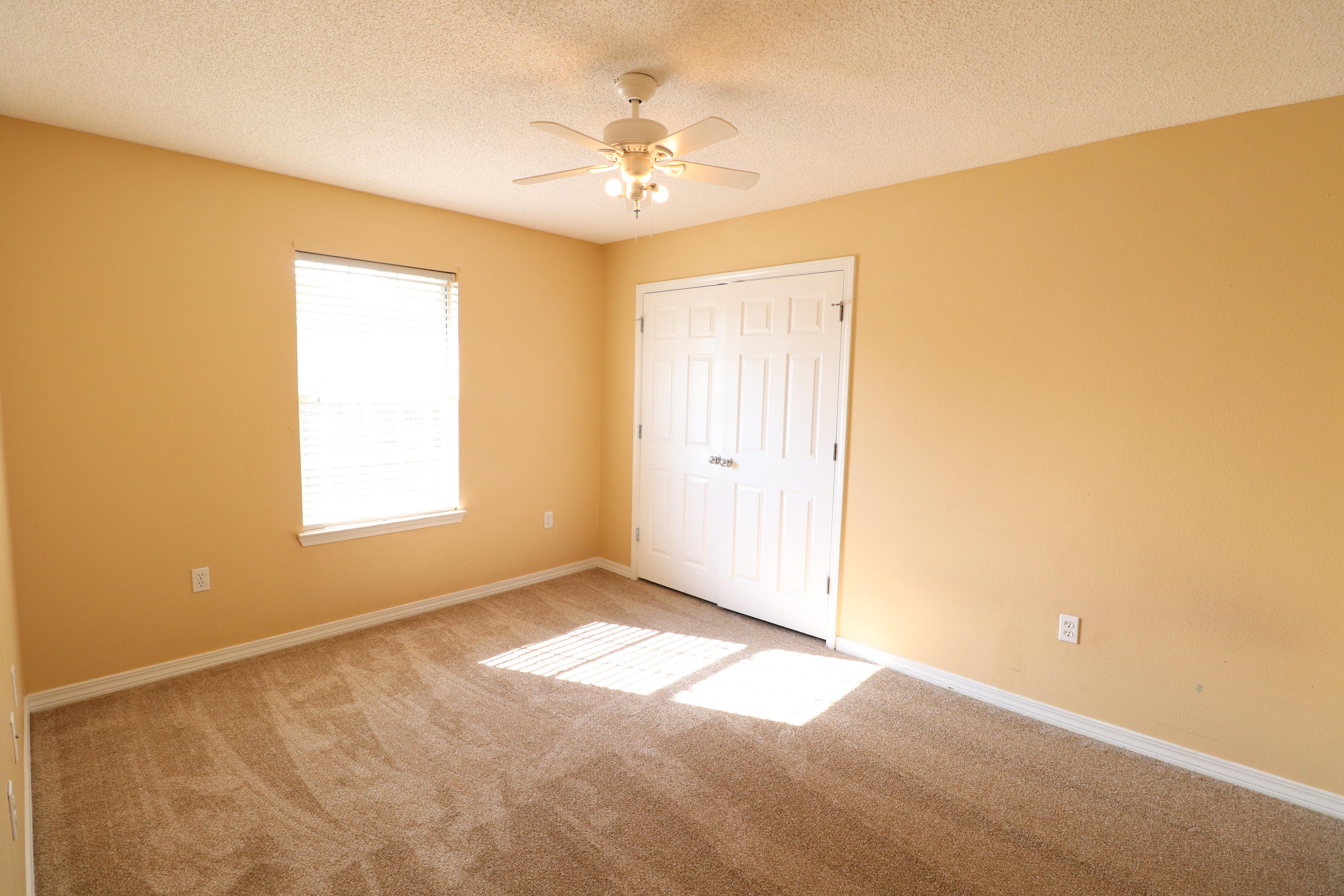 LEE FARM - Residential