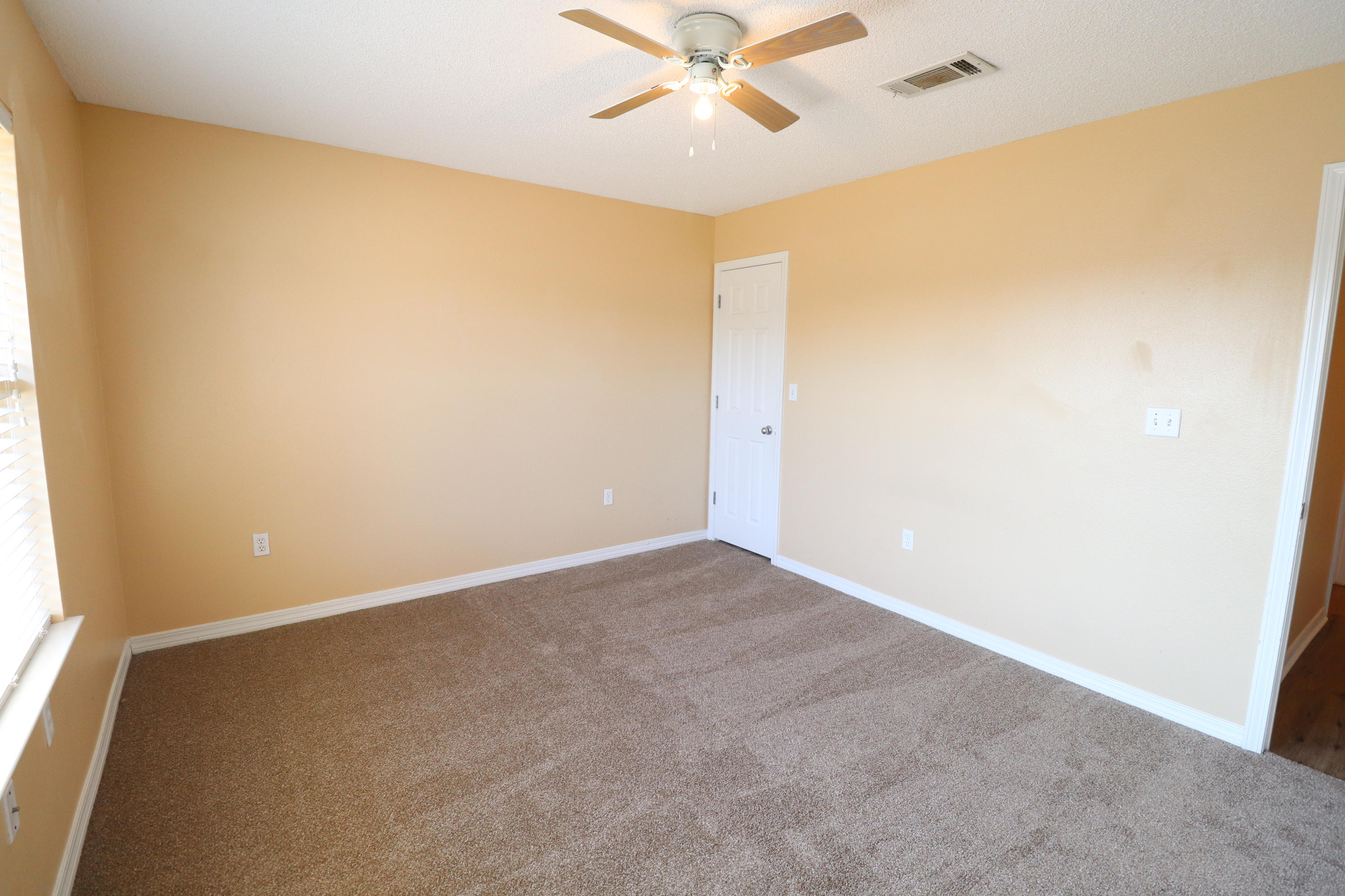 LEE FARM - Residential