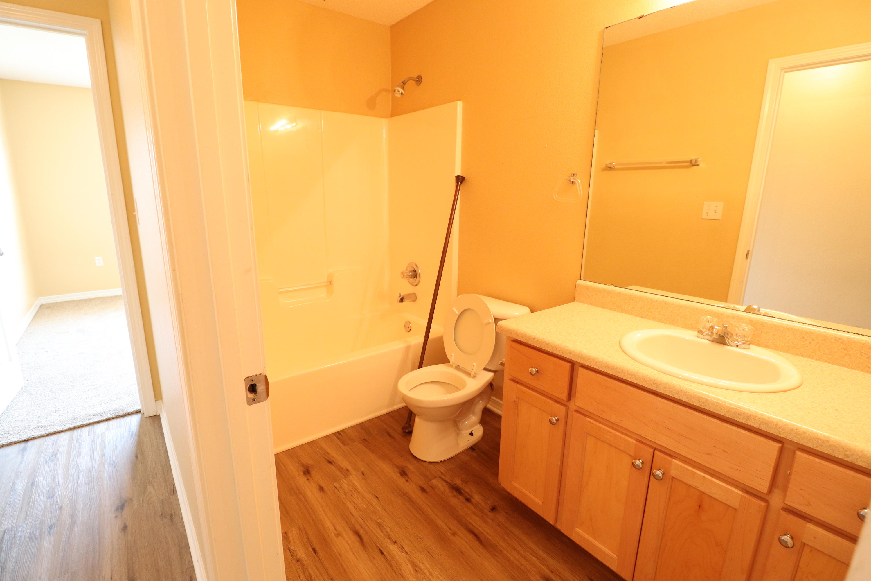 LEE FARM - Residential