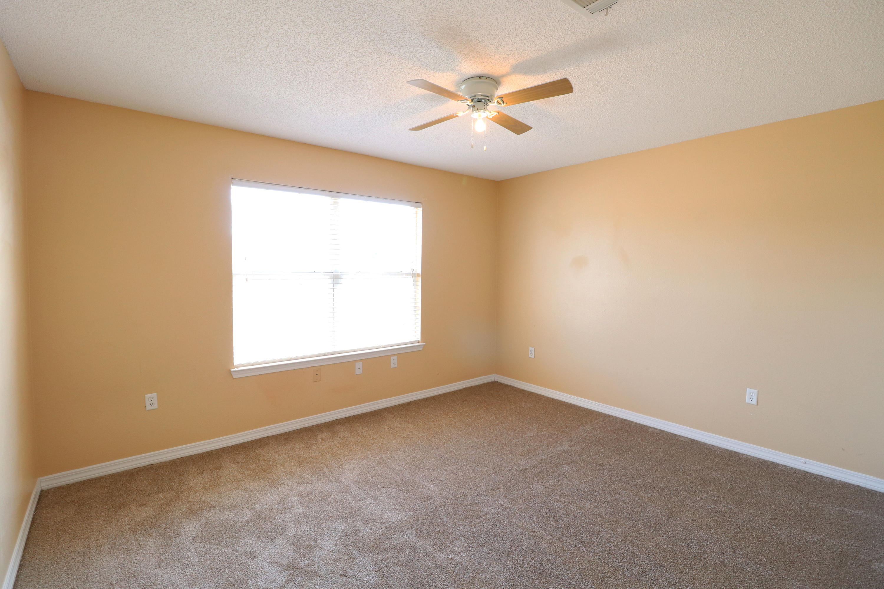 LEE FARM - Residential