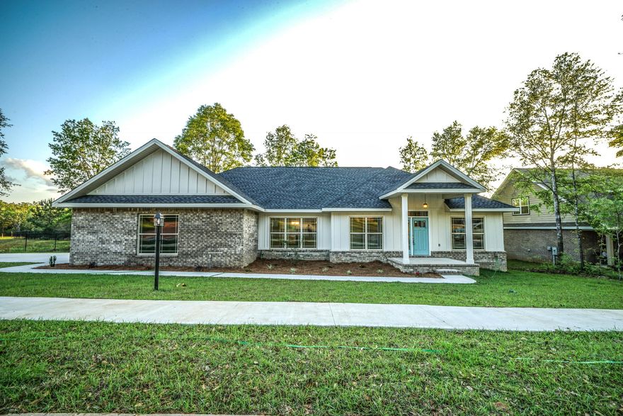 STUNNING NEW BUILD Ready for immediate move in! Custom Designed and built home! This home was built with functionality and design in mind! The open concept with the beautiful Kitchen design makes for a great entertaining space! This home boast ENGINEERED HARDWOOD Floors, Granite countertops, soft close cabinets with a built in Garbage can in the kitchen design, You get a Full suite of appliances in the kitchen! This is an amazing home in a Highly sought after neighborhood!