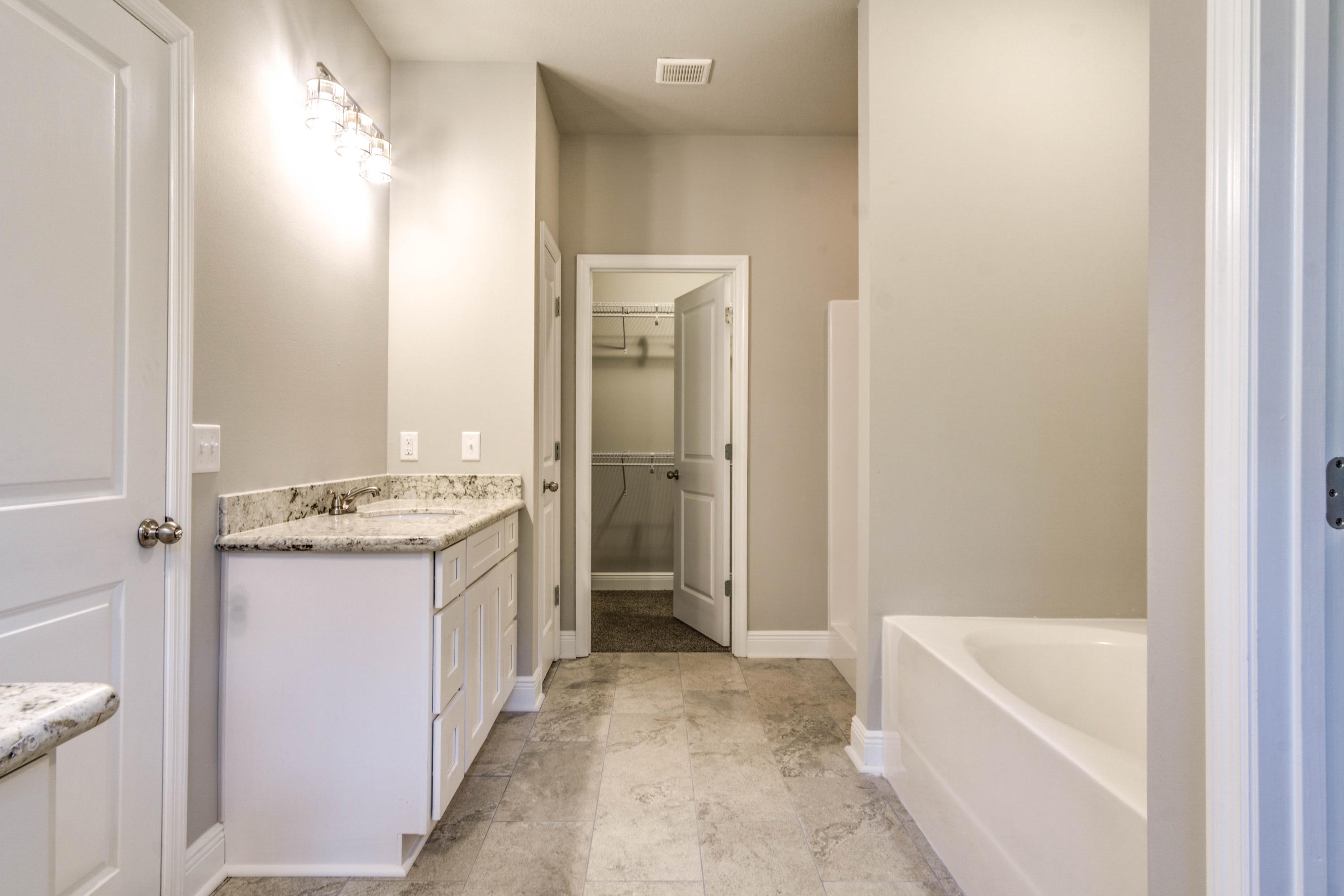 LAKE ARTHUR EST PH I - Residential