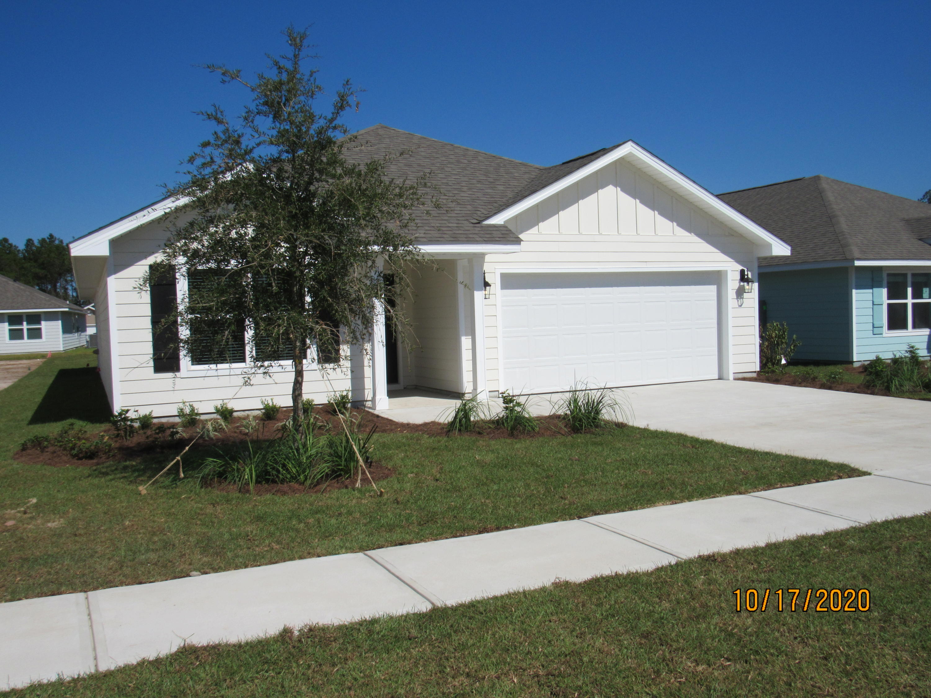 HAMMOCK BAY - Residential Lease