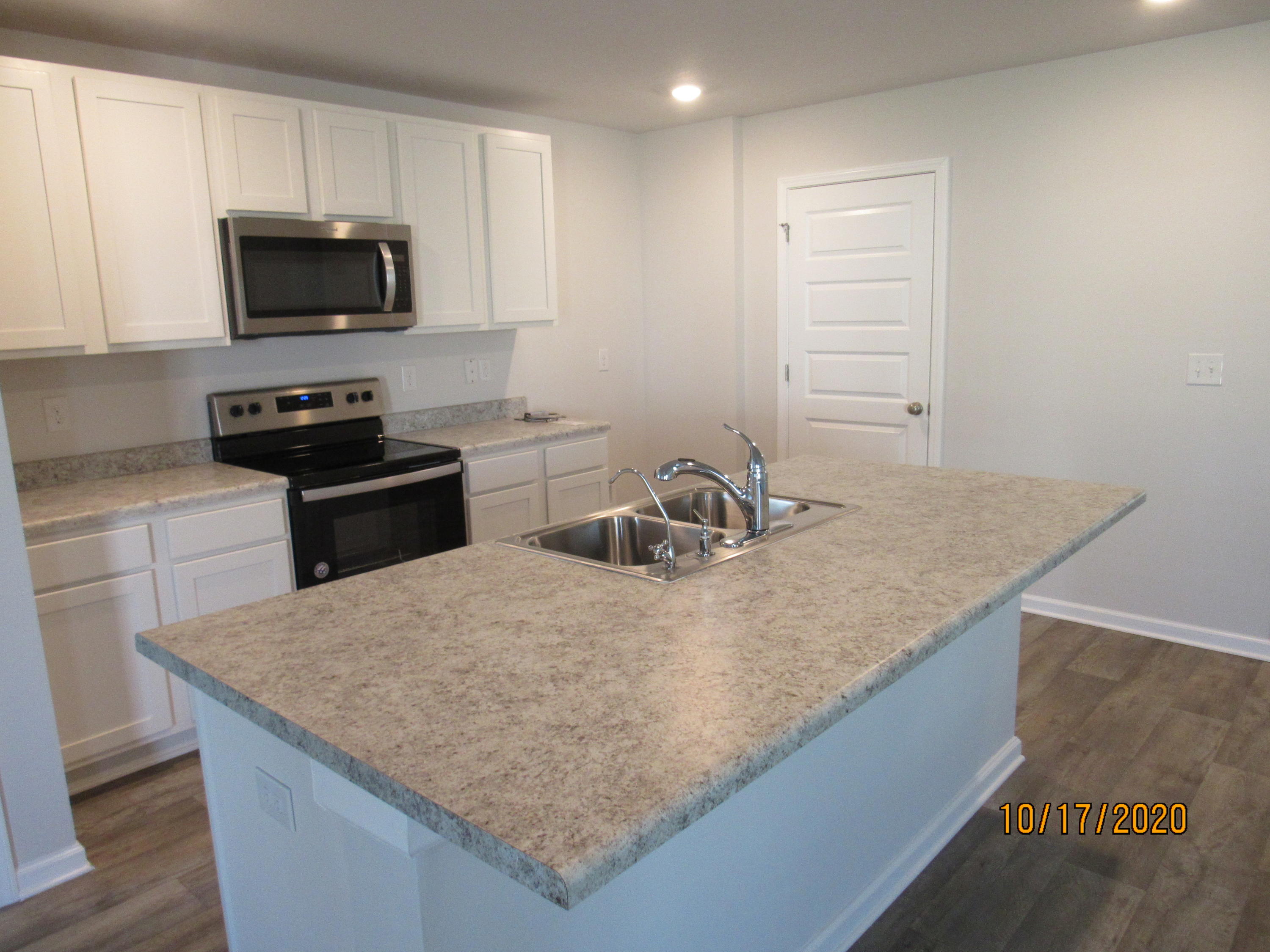 HAMMOCK BAY - Residential Lease