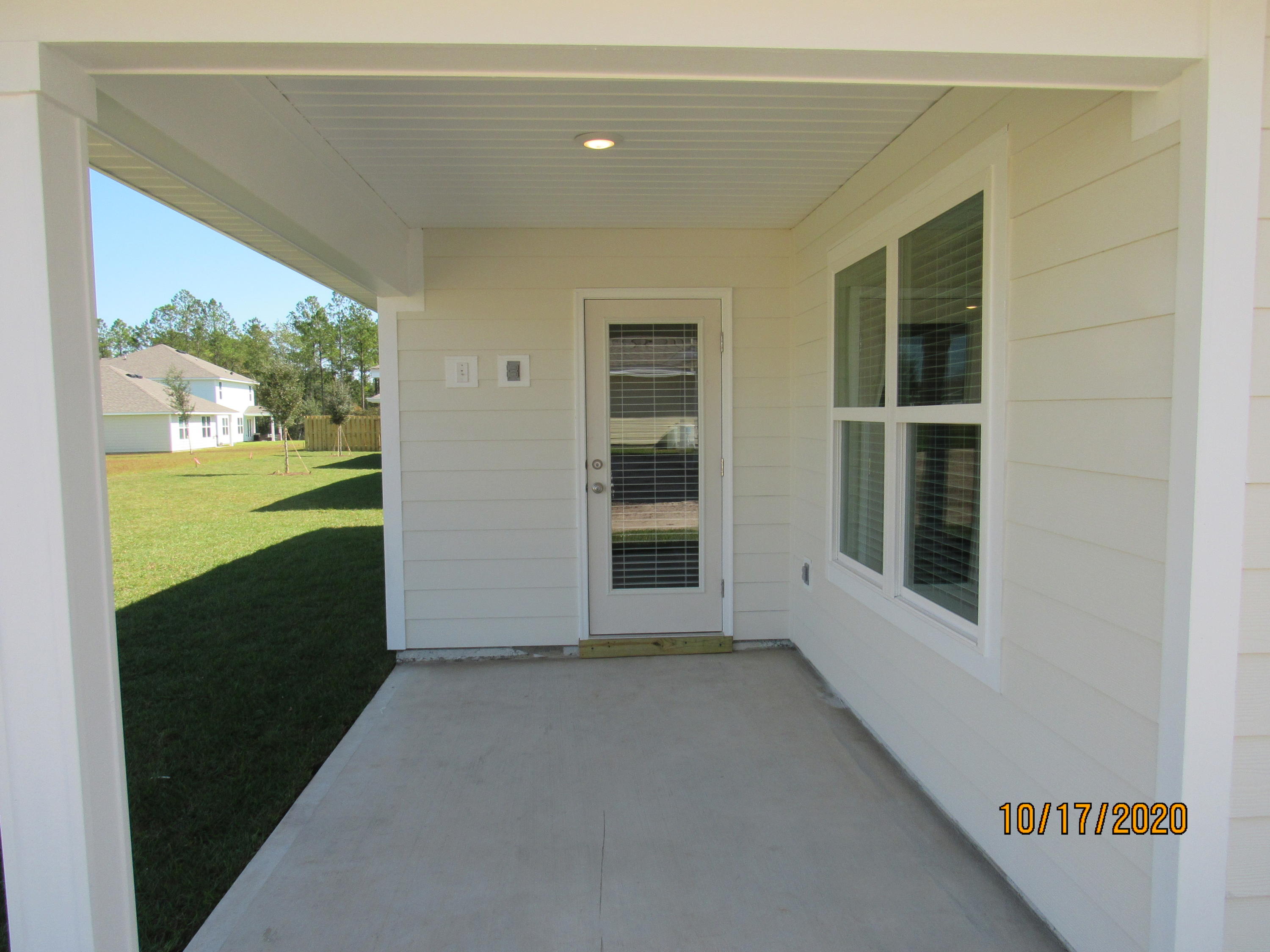 HAMMOCK BAY - Residential Lease