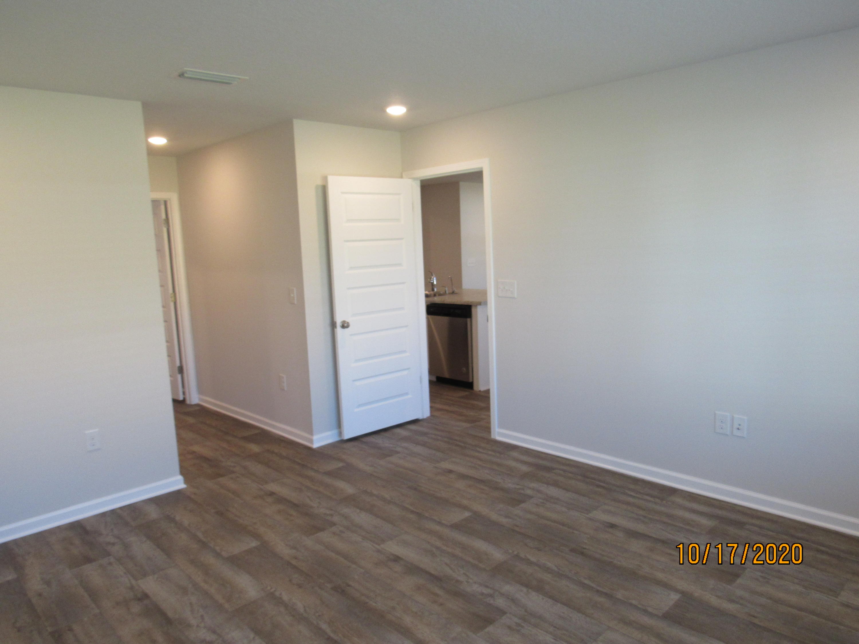 HAMMOCK BAY - Residential Lease