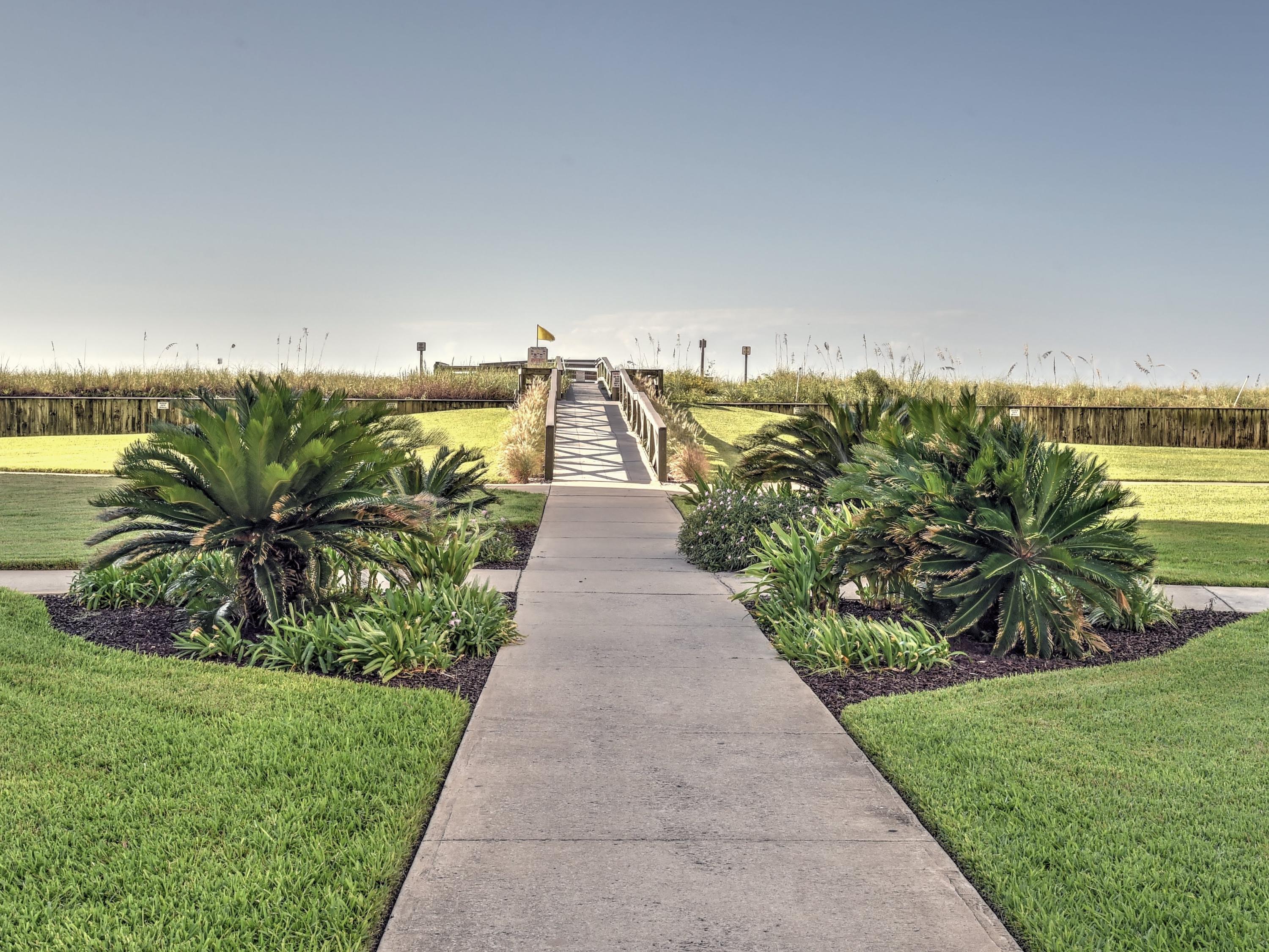 SHORELINE TOWERS 3 - Residential