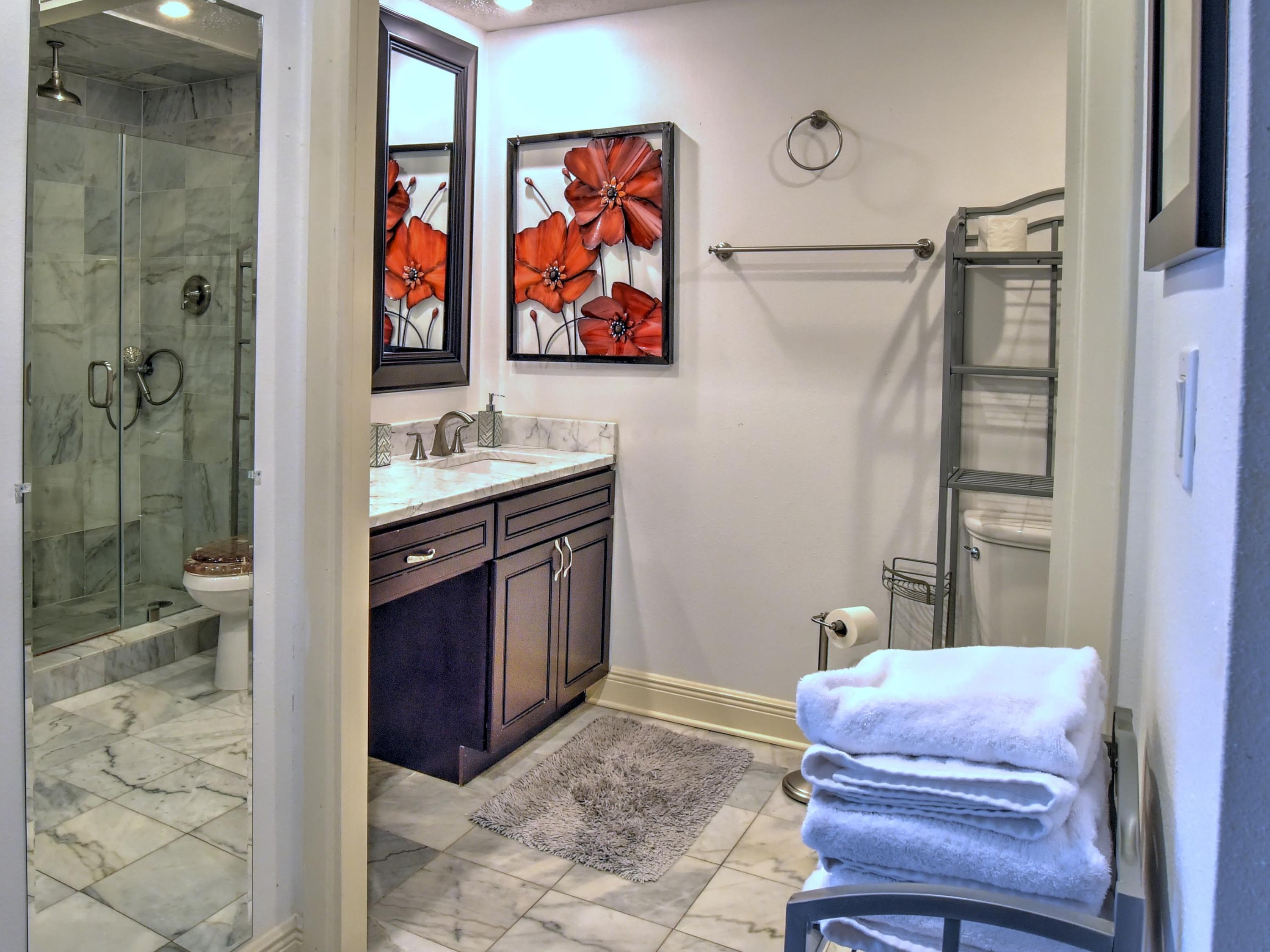 SHORELINE TOWERS 3 - Residential