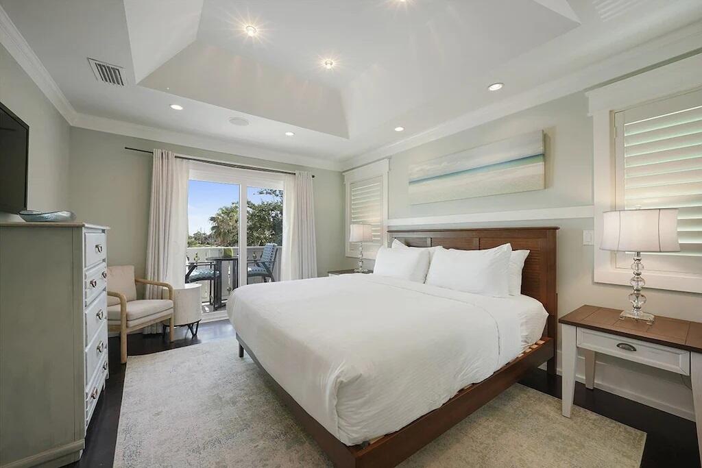 CRYSTAL BEACH - Residential