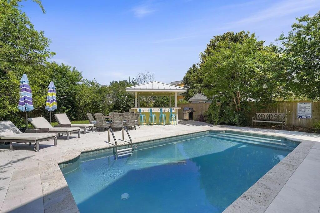 CRYSTAL BEACH - Residential