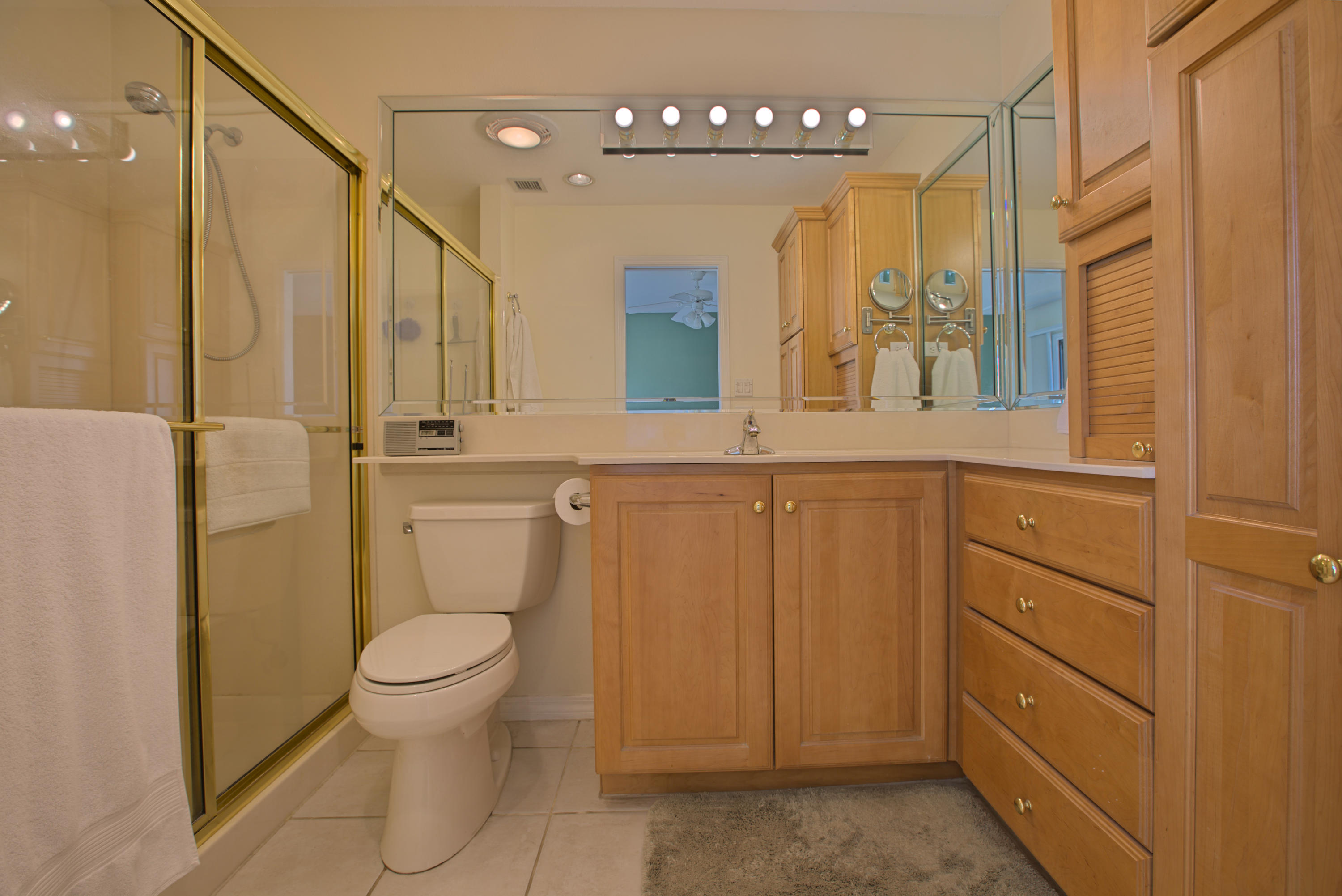 LINKSIDE VILLAGE UNIT 1 - Residential