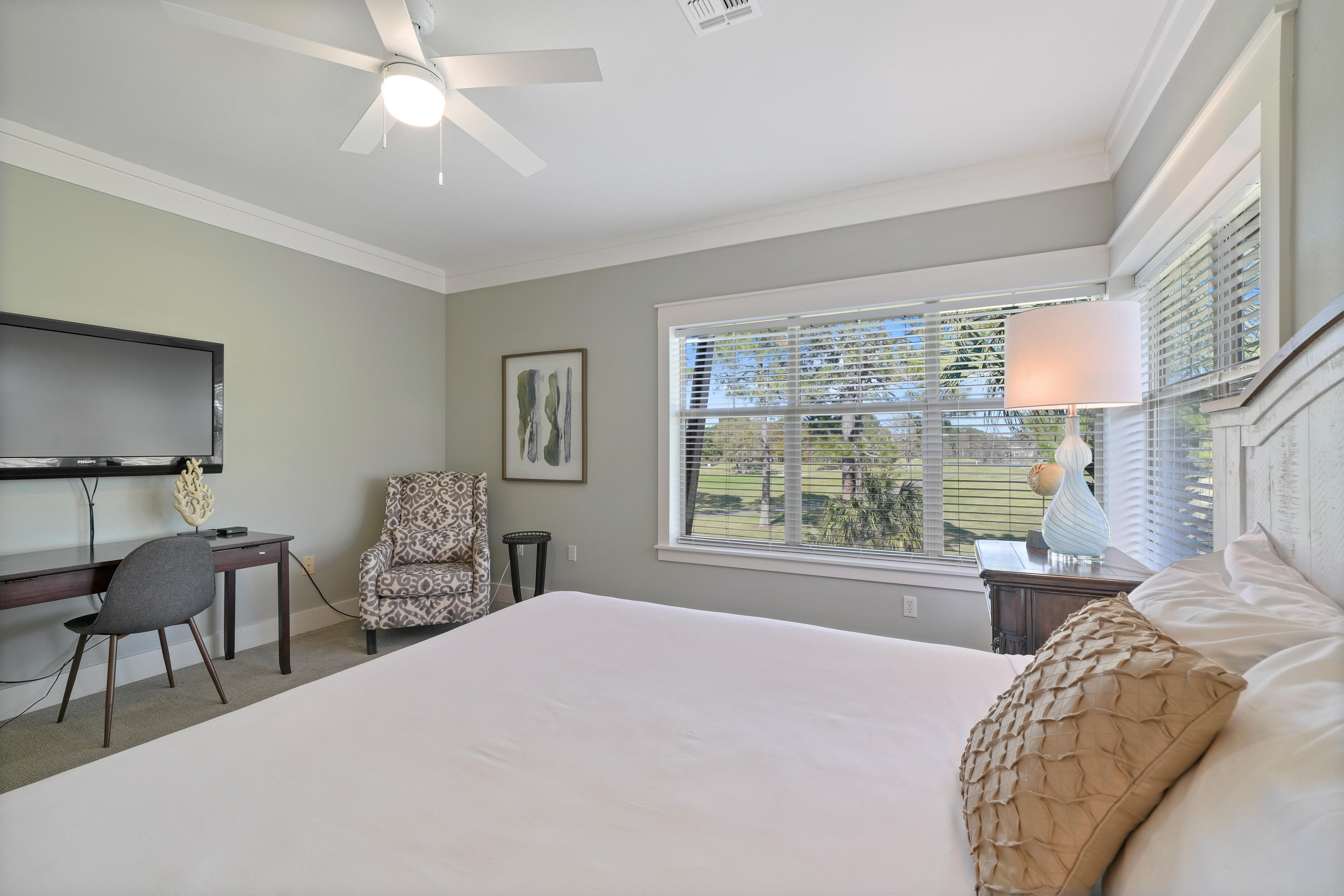 MAGNOLIA BAY - Residential