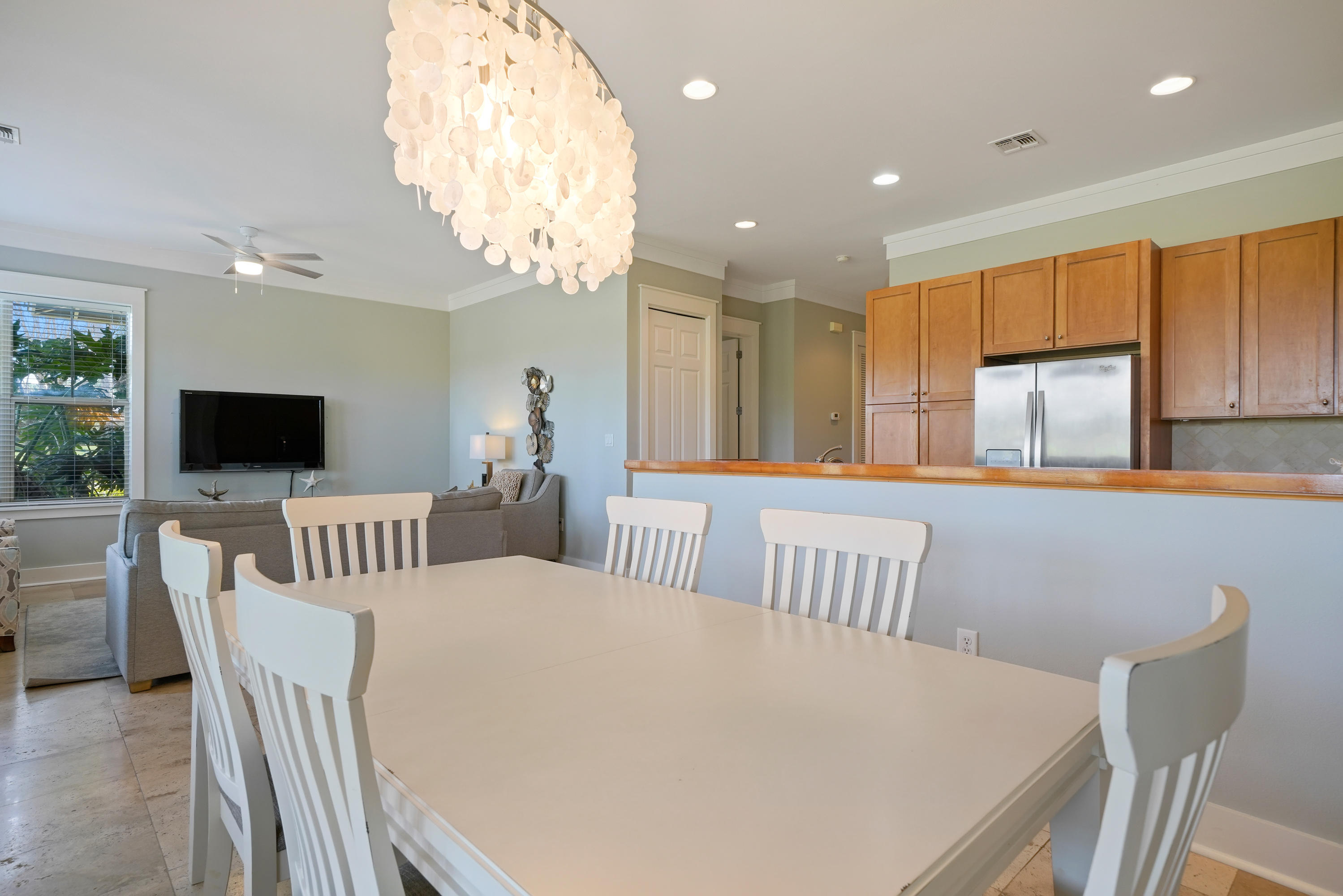 MAGNOLIA BAY - Residential