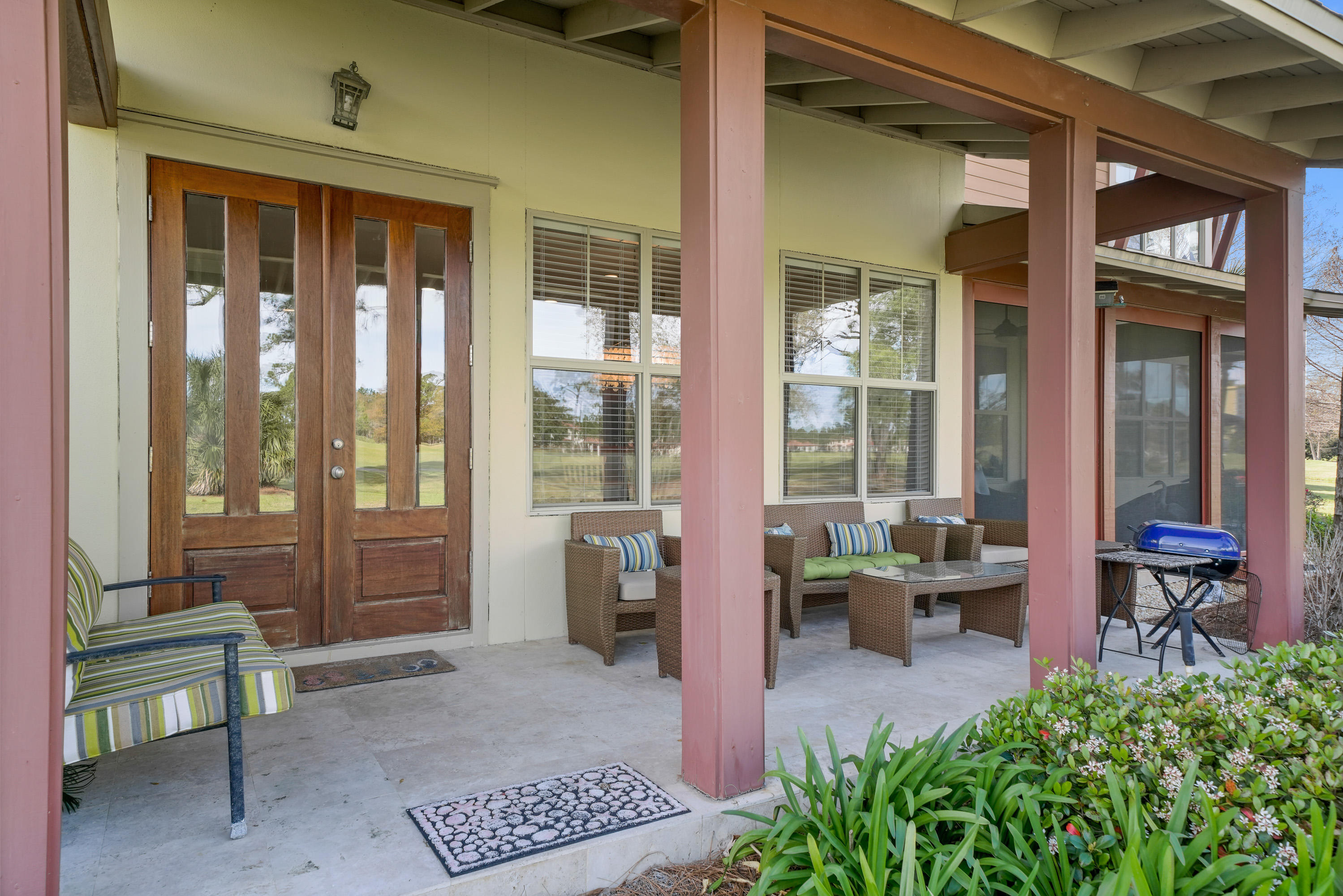 MAGNOLIA BAY - Residential