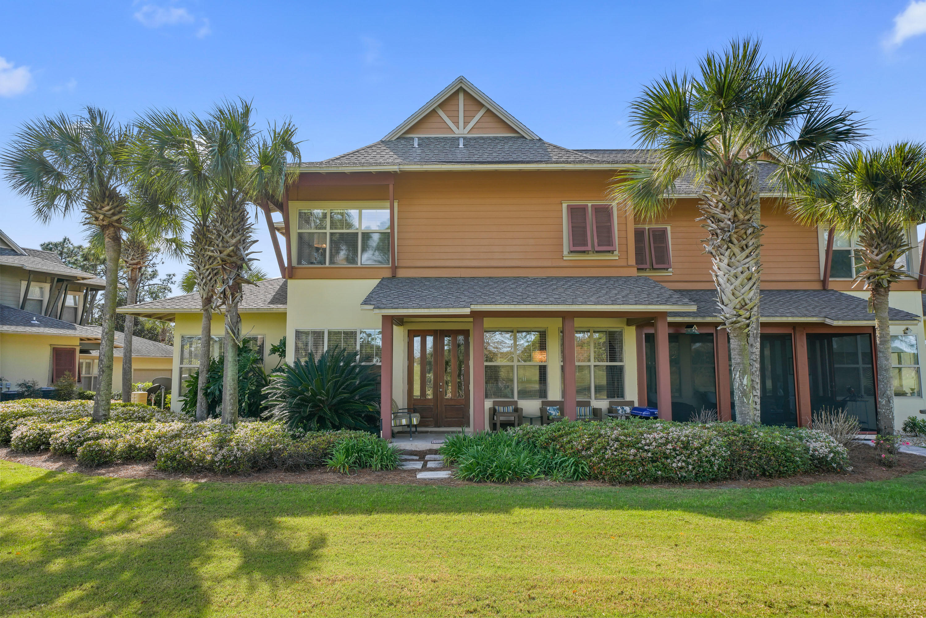 MAGNOLIA BAY - Residential