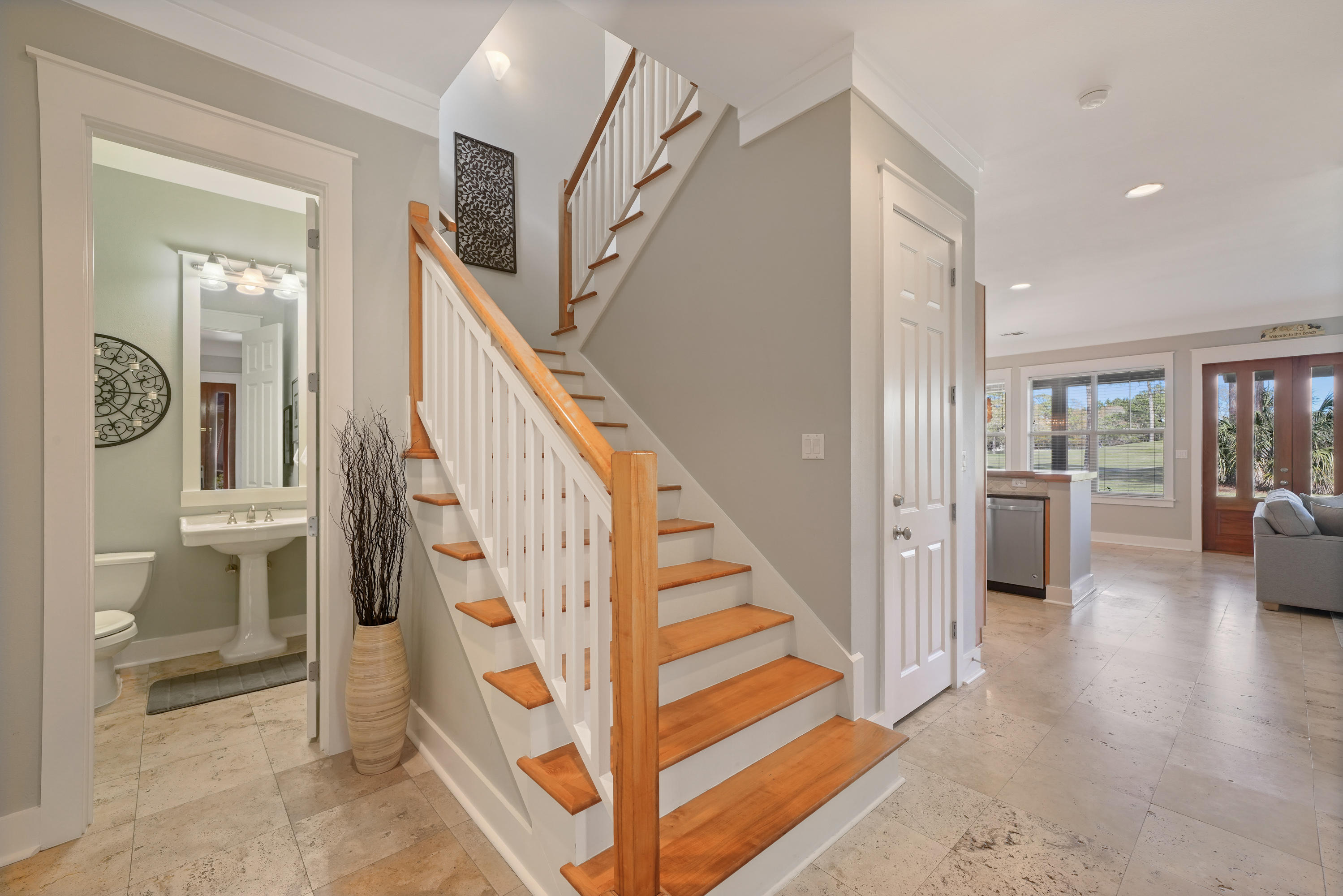 MAGNOLIA BAY - Residential