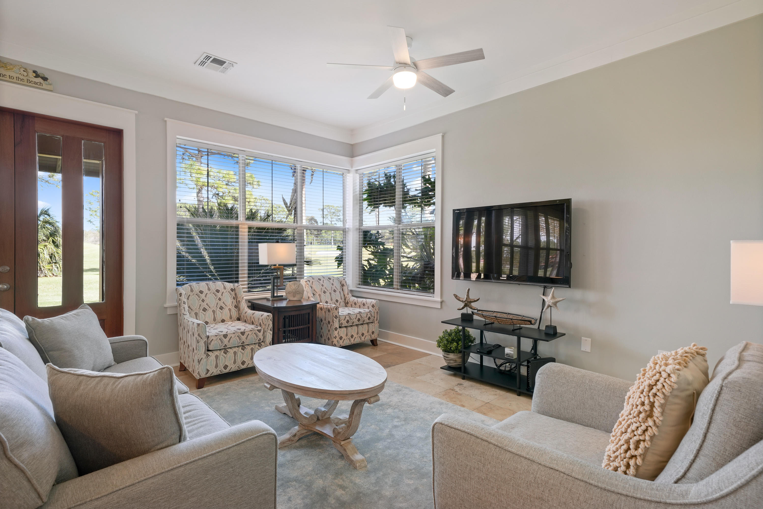 MAGNOLIA BAY - Residential