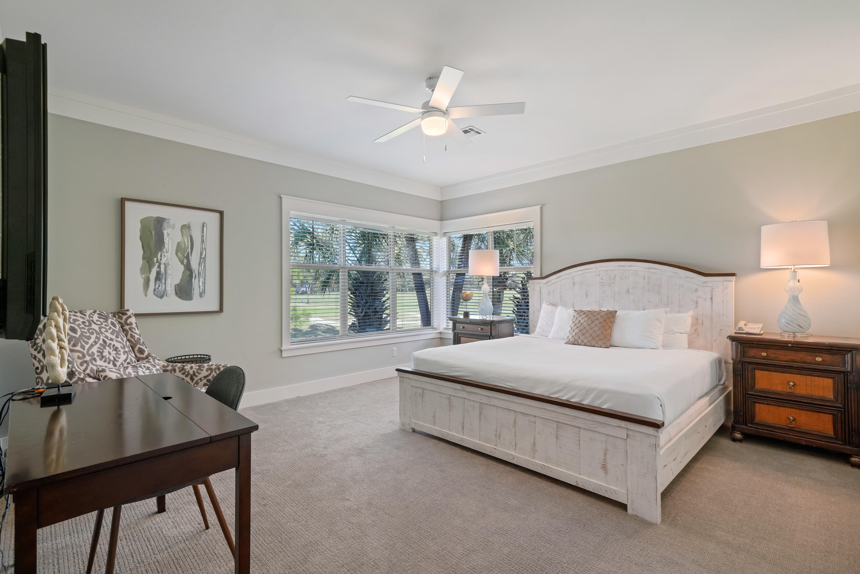 MAGNOLIA BAY - Residential