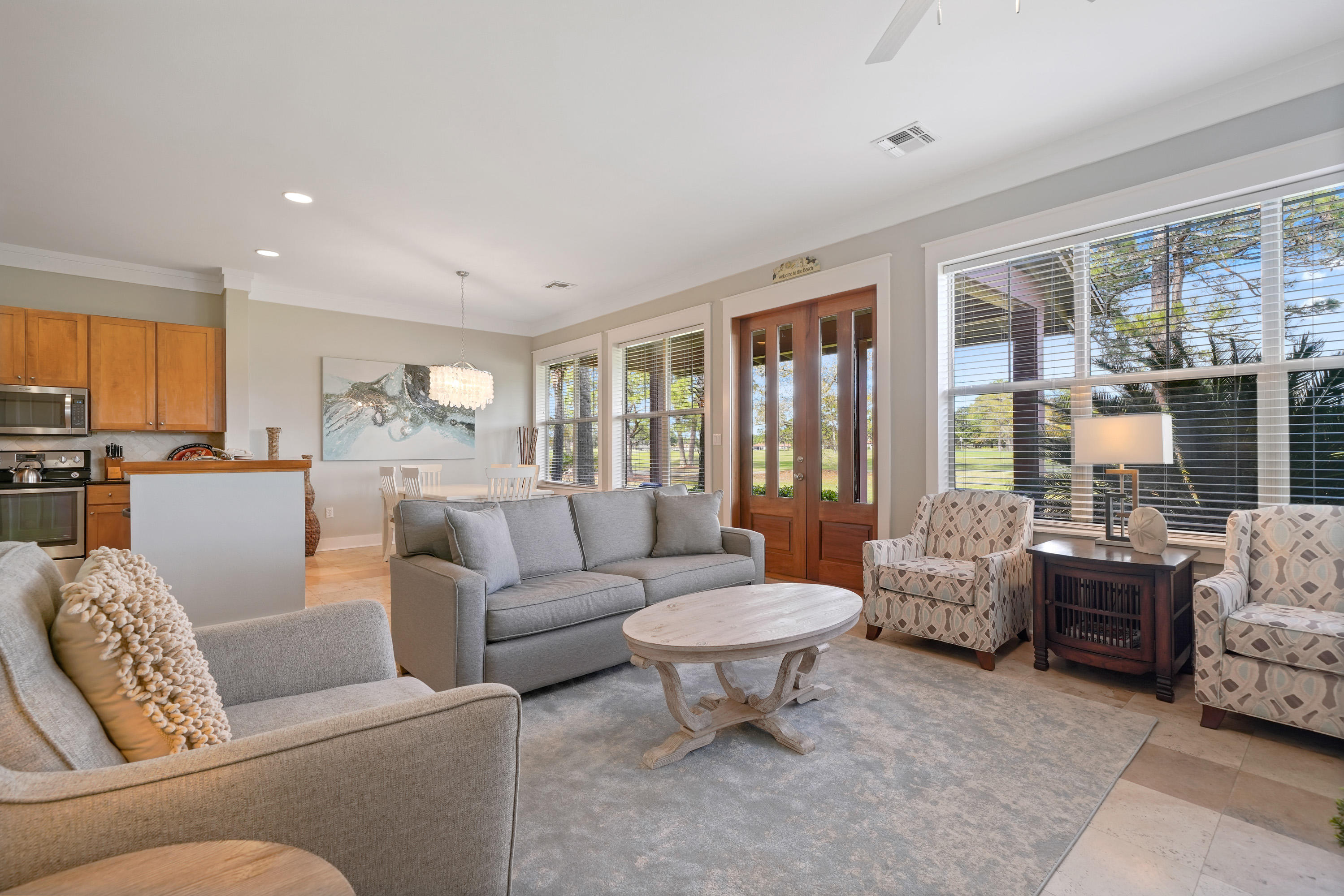 MAGNOLIA BAY - Residential